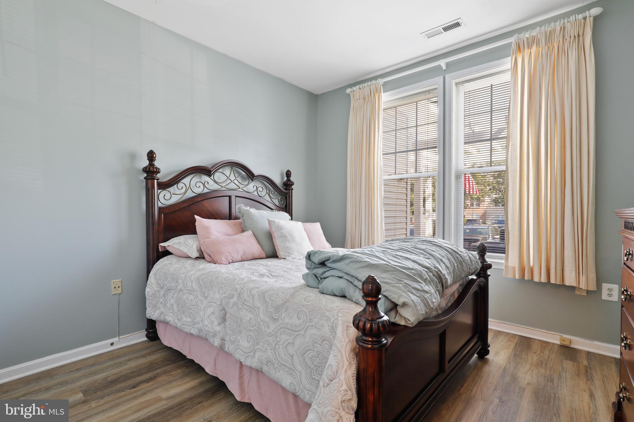 TAYLOR RIDGE - Residential