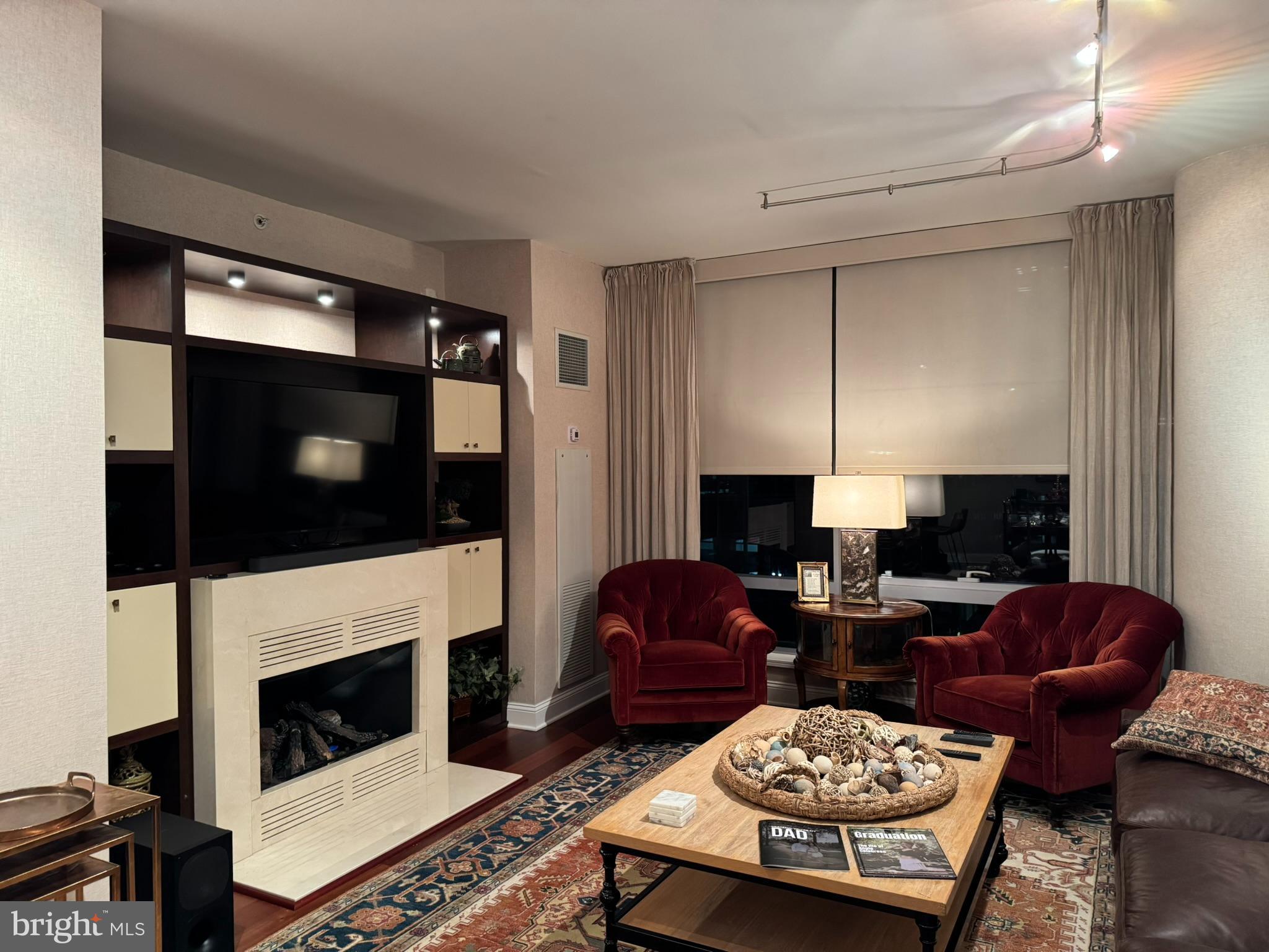 CENTER CITY - Residential