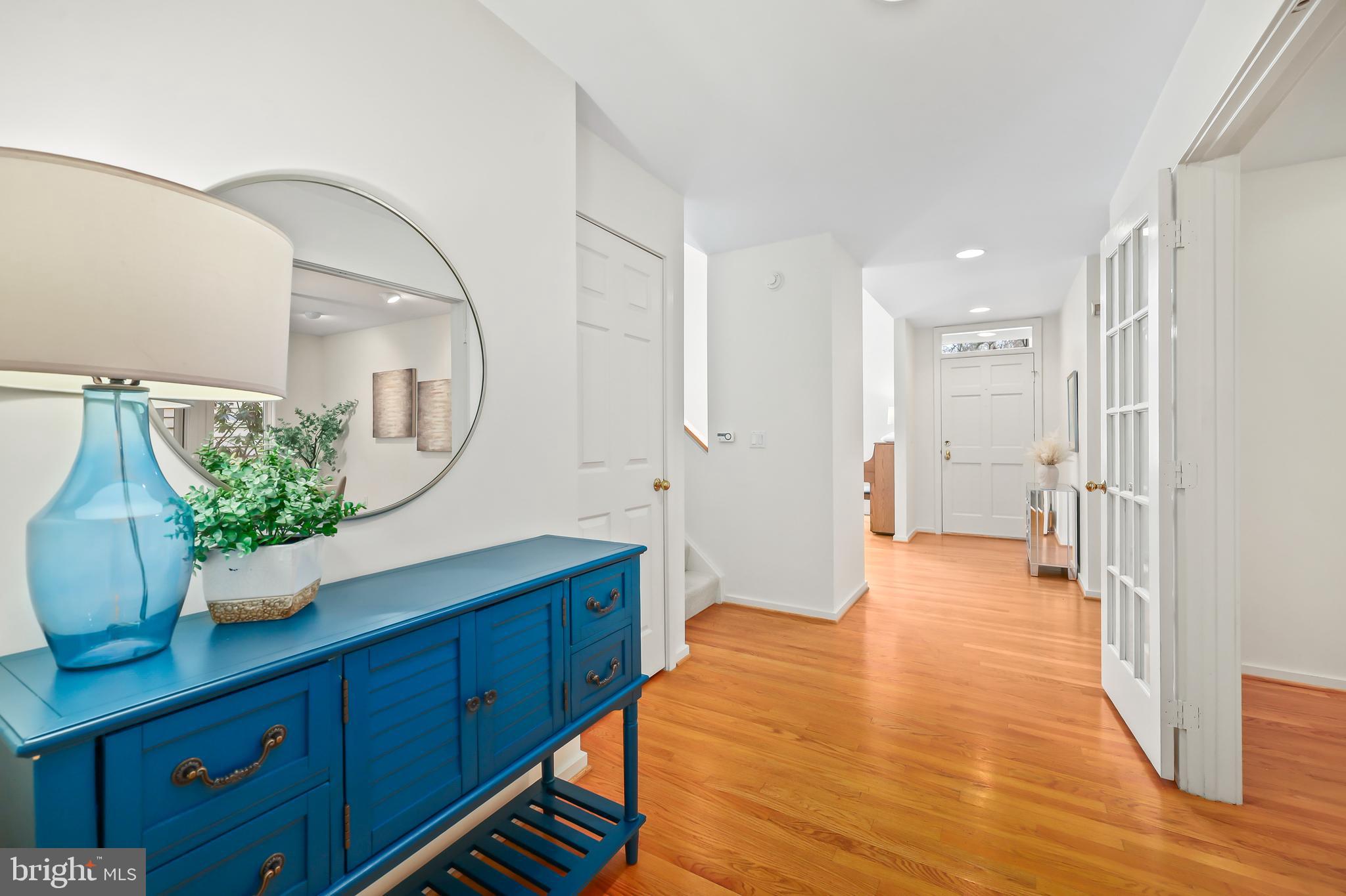 RESTON - Residential