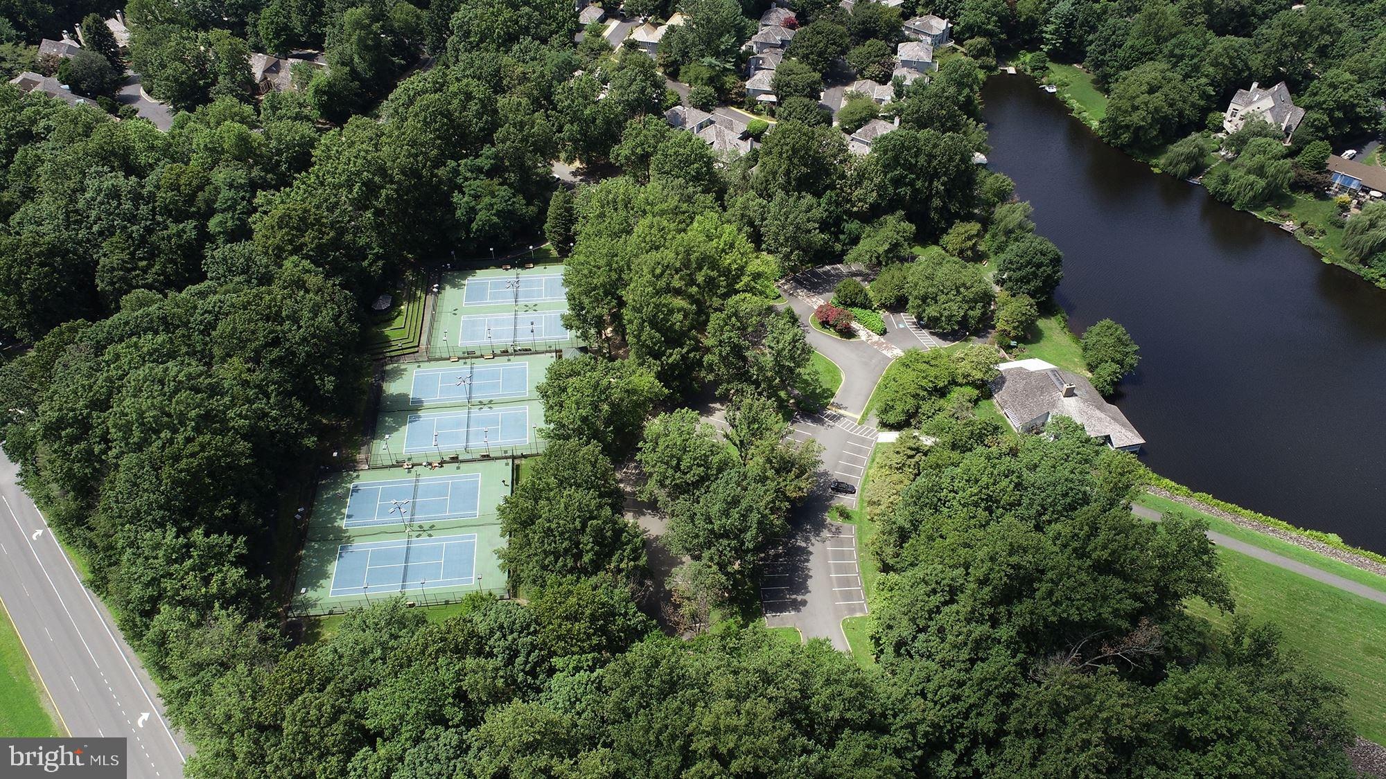 RESTON - Residential