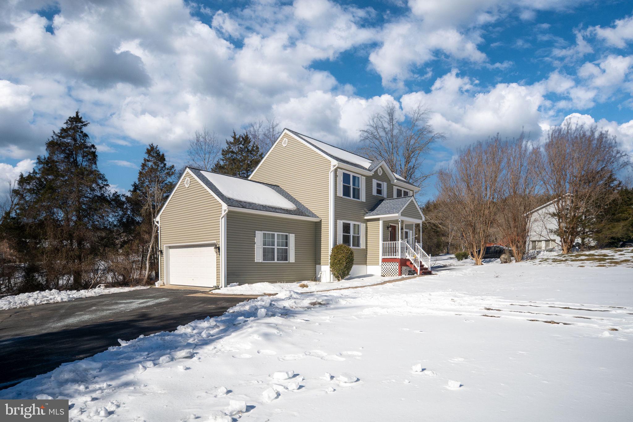 THE ESTATES - Residential