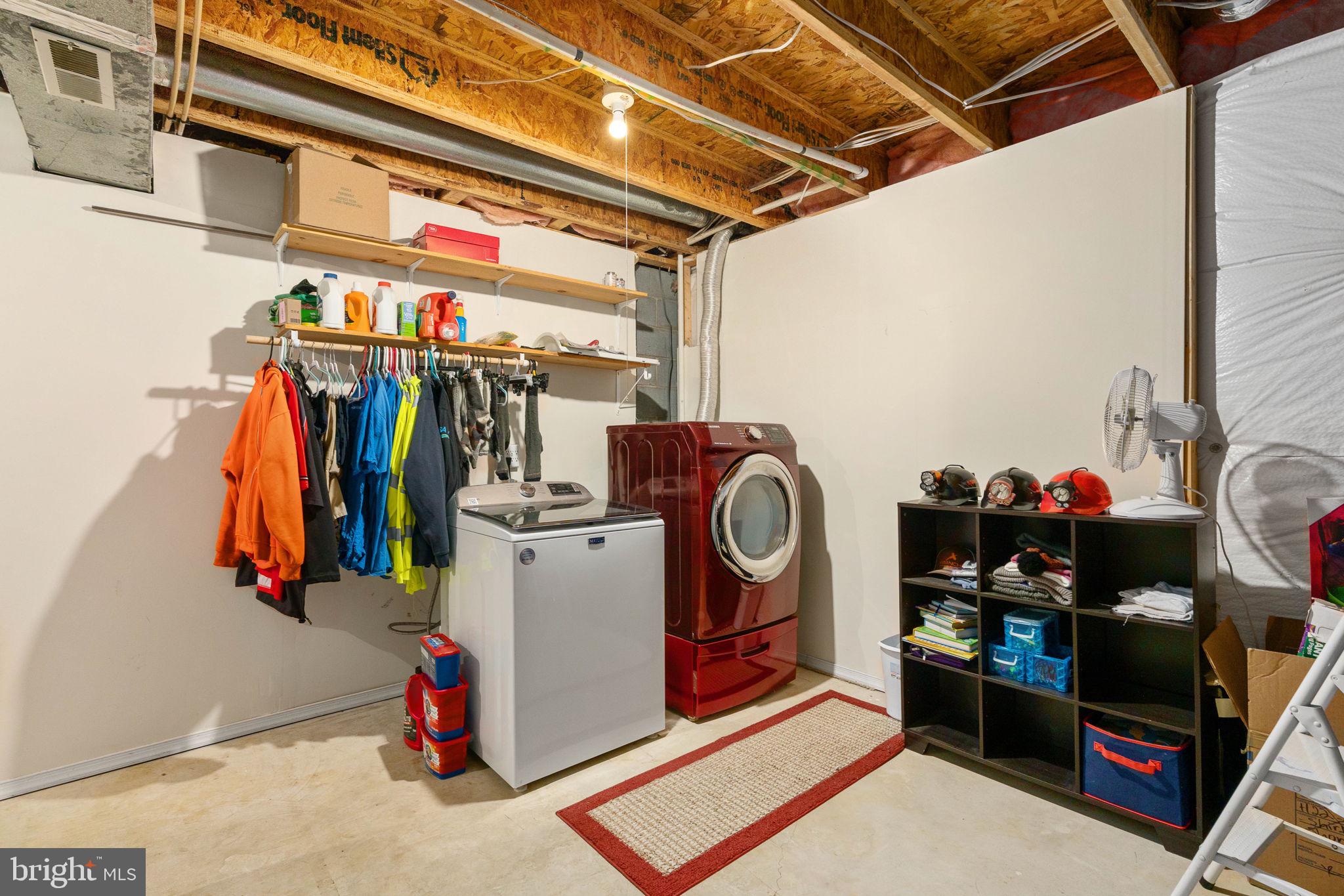 THE ESTATES - Residential