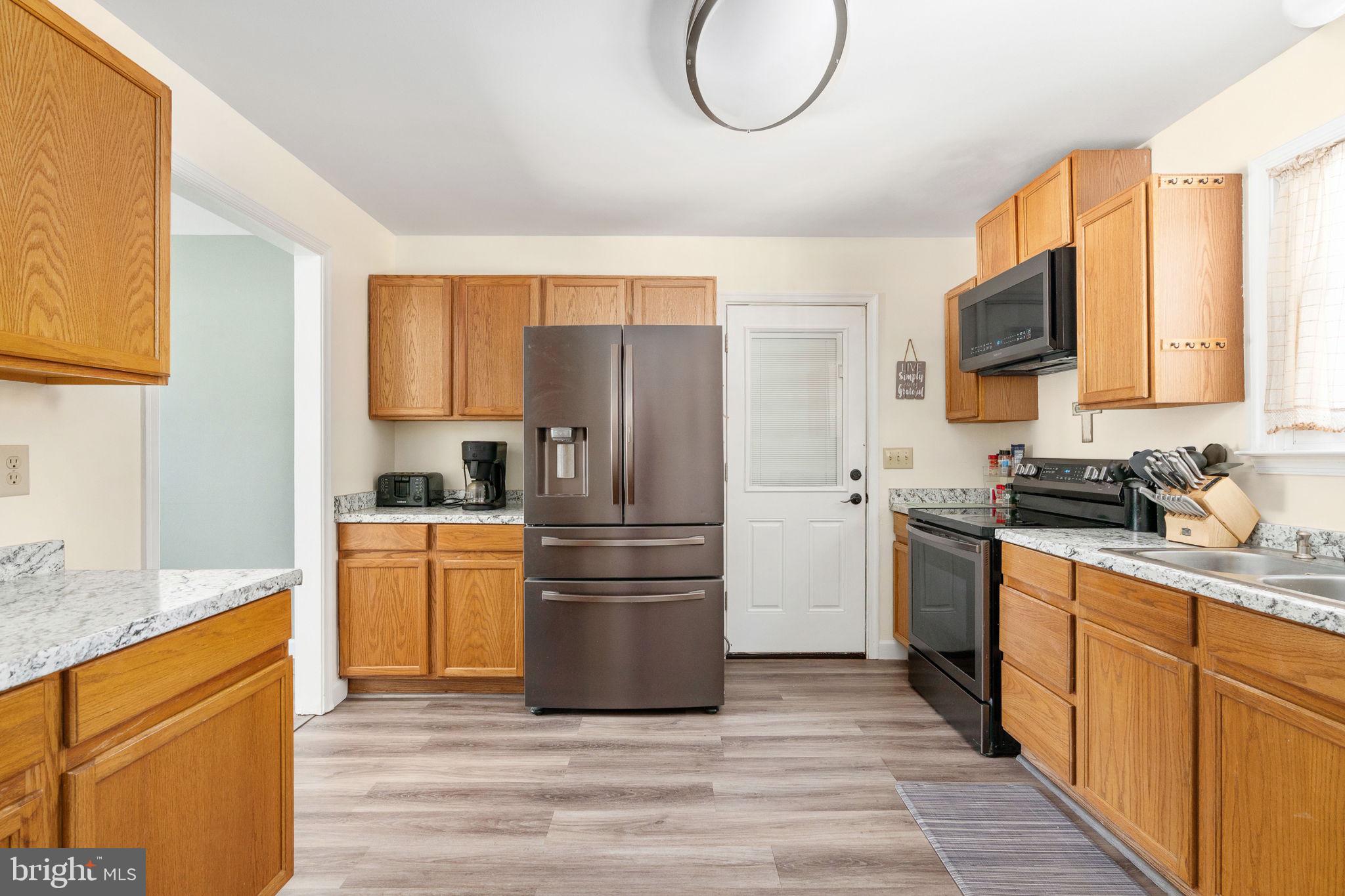 THE ESTATES - Residential