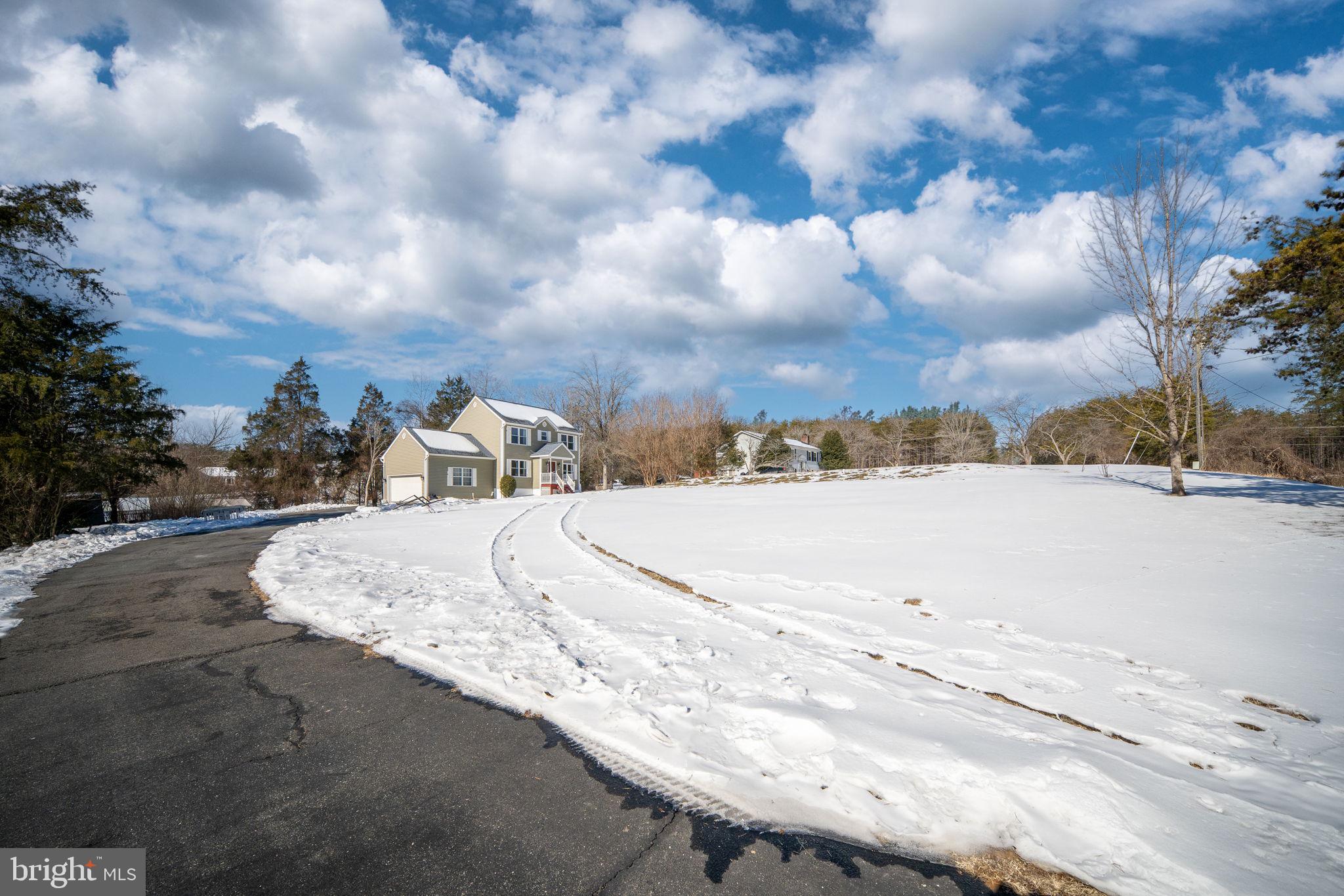 THE ESTATES - Residential