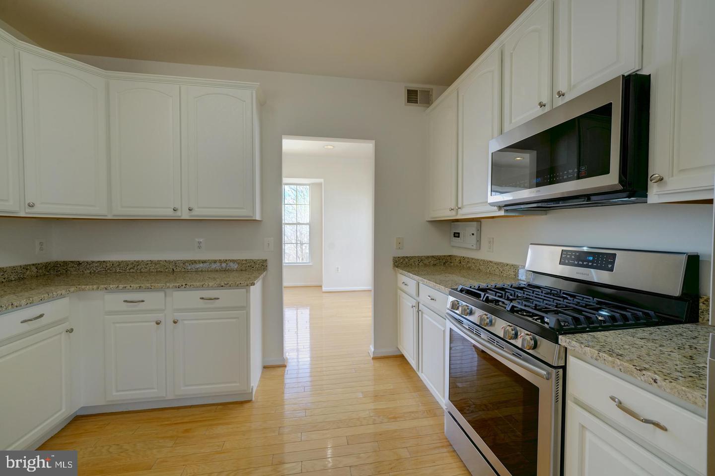 THE WOODYARD PLAT 1> - Residential Lease