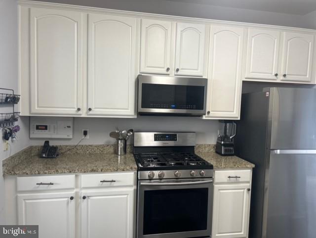 THE WOODYARD PLAT 1> - Residential Lease