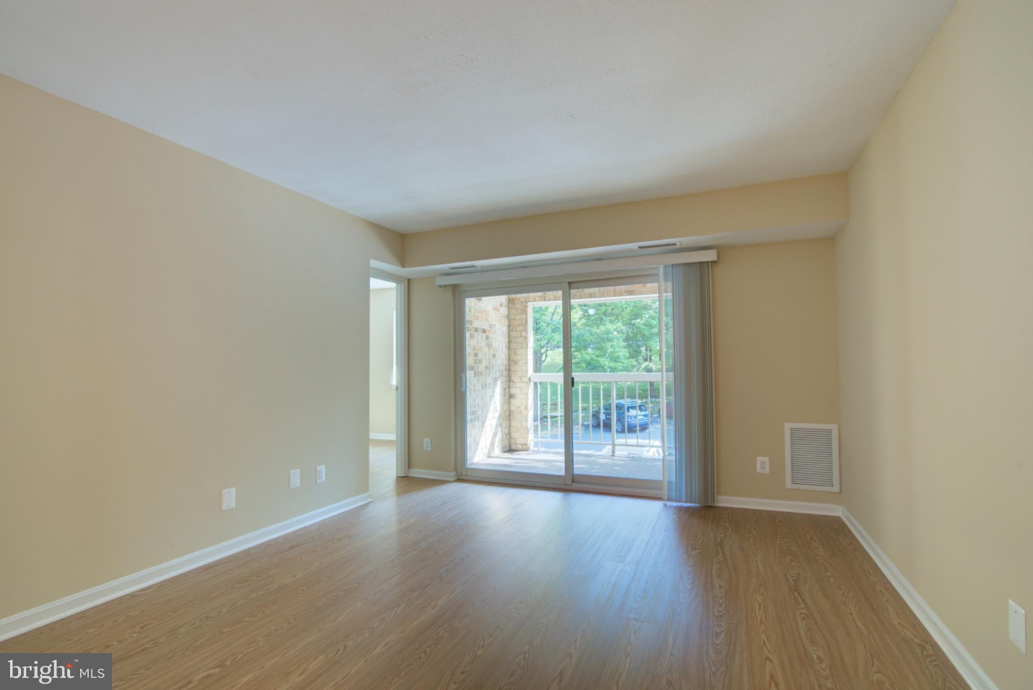 5916 COVE LANDING ROAD 301