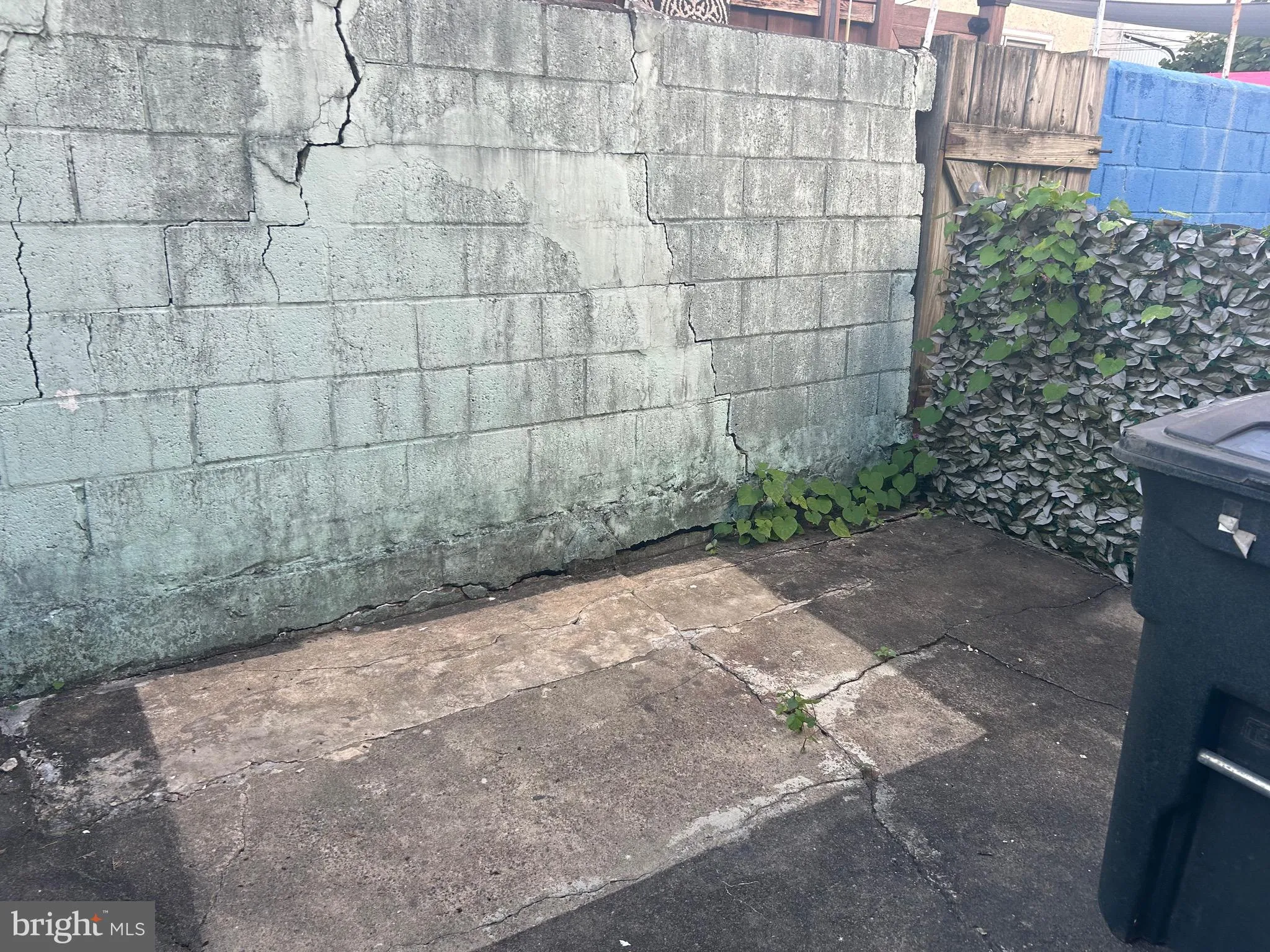 Philadelphia, Pennsylvania 19147, United States, 2 Bedrooms Bedrooms, ,1 BathroomBathrooms,Residential,Contingent,39152