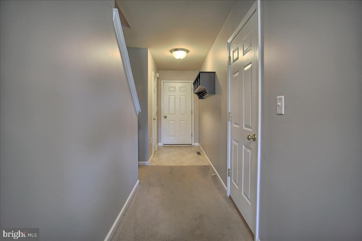 ASHCOMBE FARMS WEST - Residential