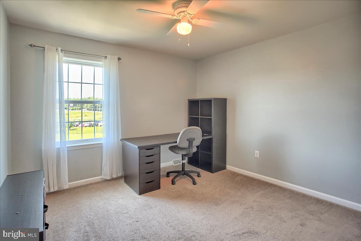 ASHCOMBE FARMS WEST - Residential