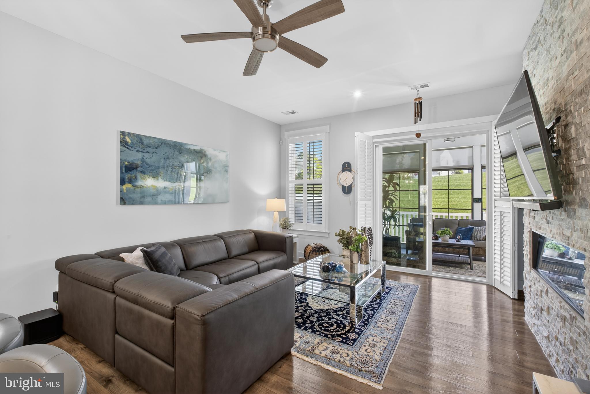 THE RETREAT AT POLAND HILL - Residential