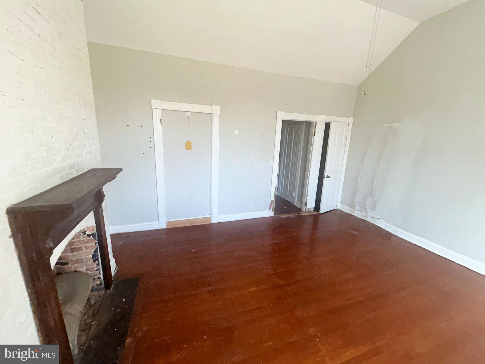 RESERVOIR HILL - Residential Income