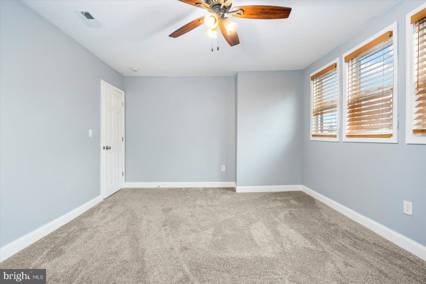 GREENSPRING - Residential Lease