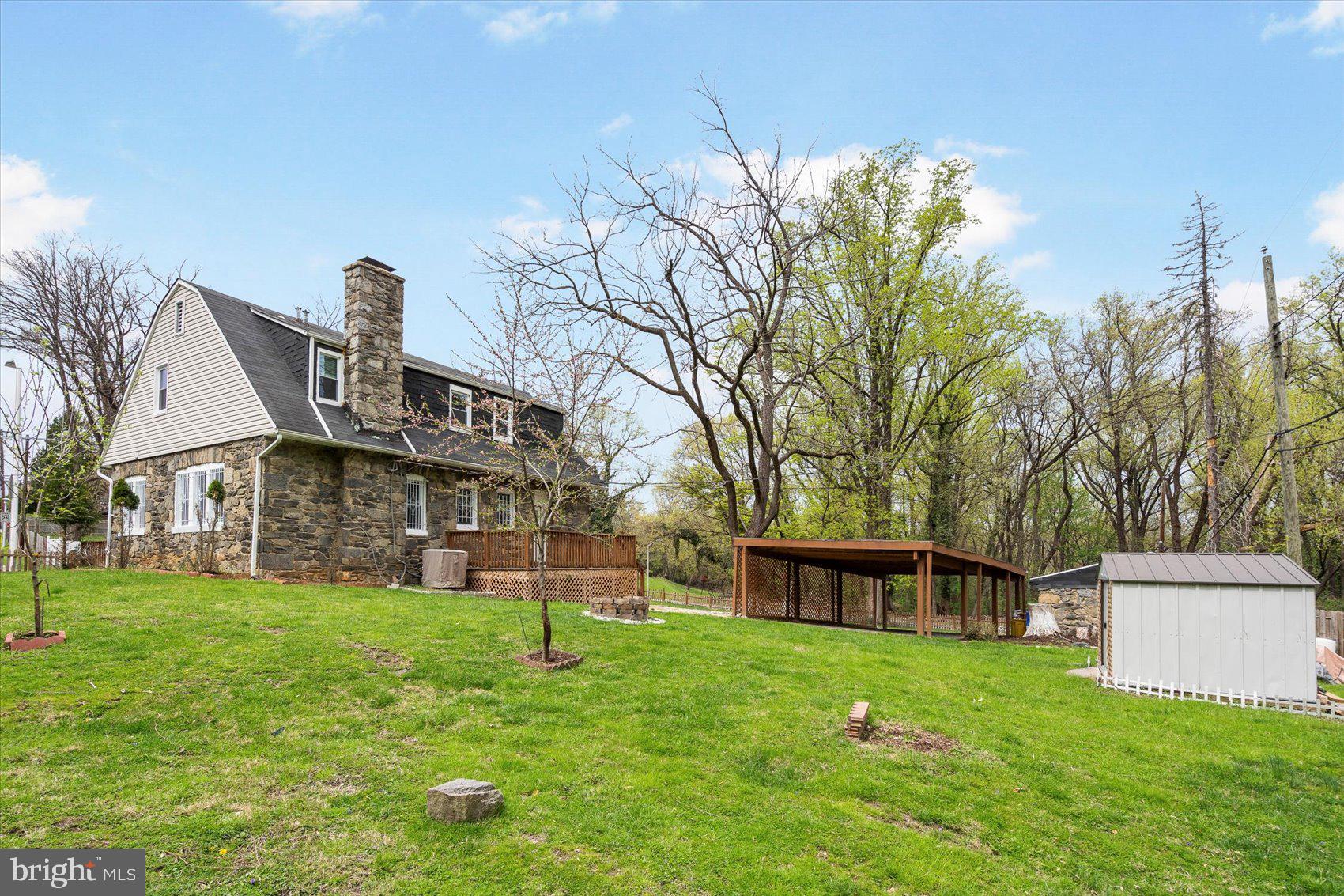 GREENSPRING - Residential Lease