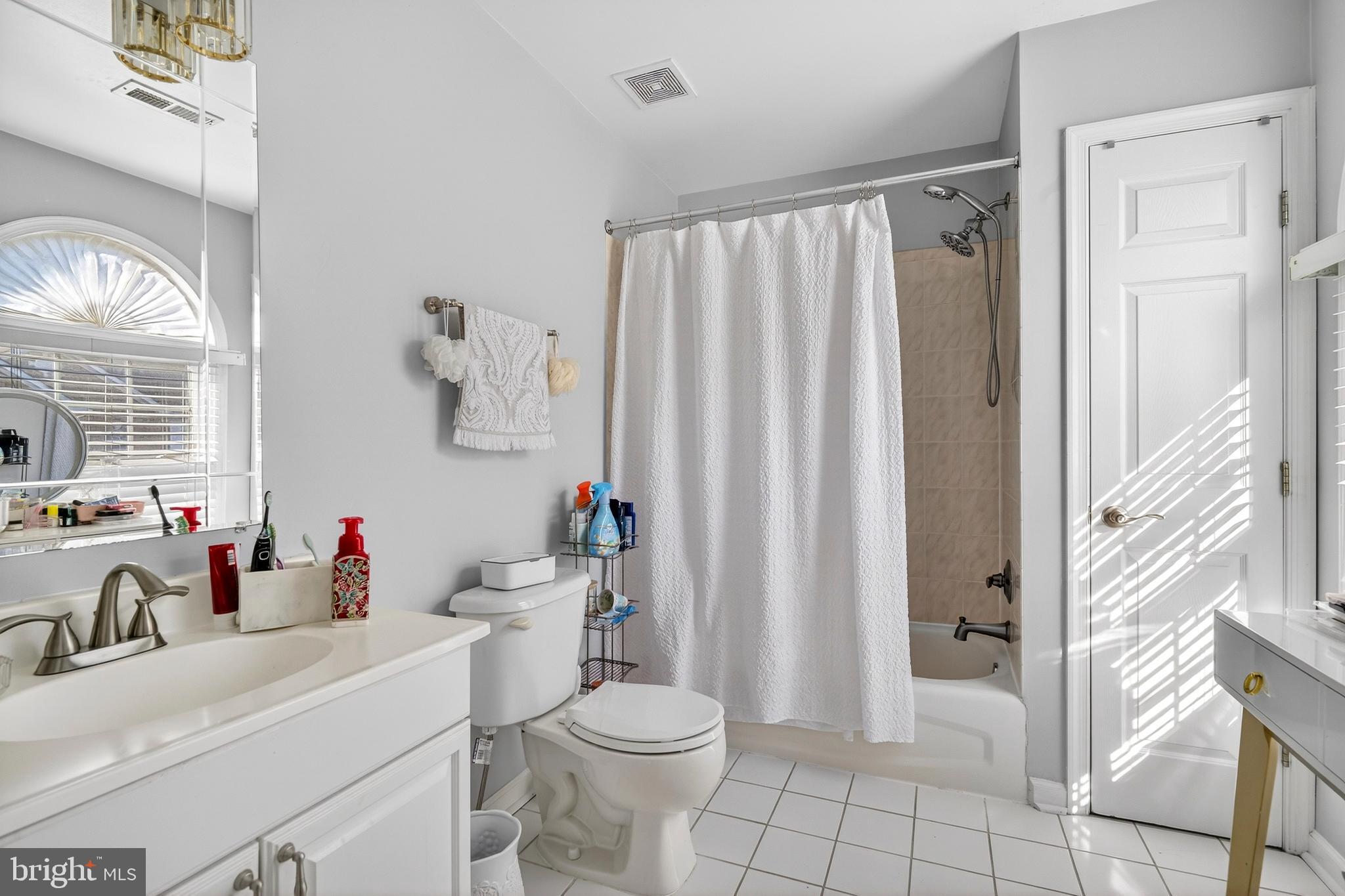 WHEATON OUT RES. (2) - Residential