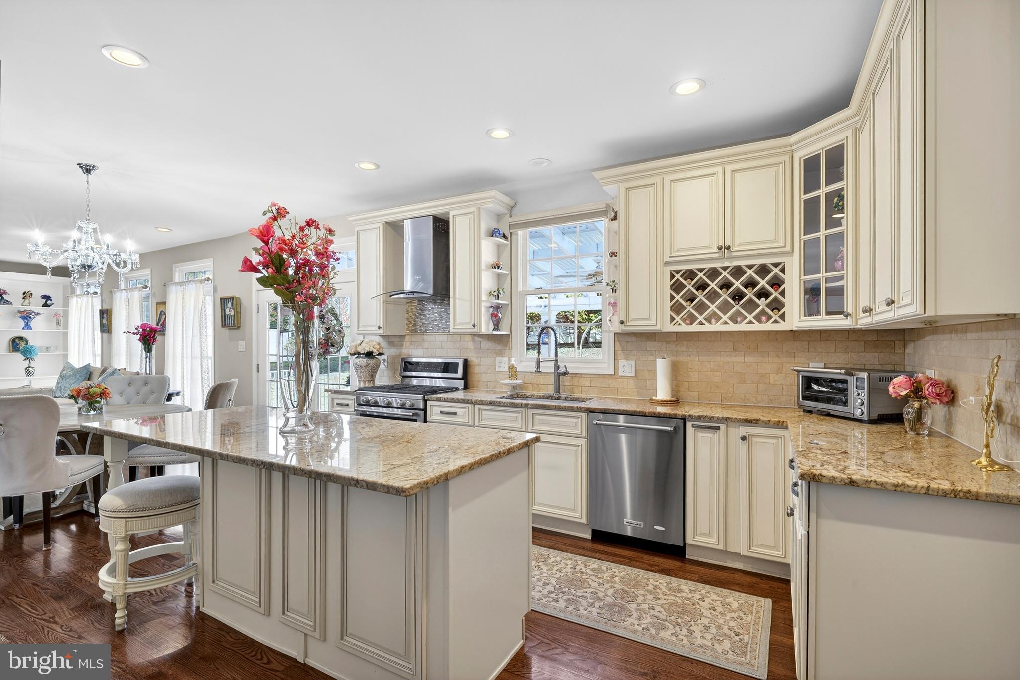 WHEATON OUT RES. (2) - Residential