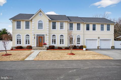 Homes For Sale - 2013 Sullivan Lane<br/> SILVER SPRING, MD 20906
