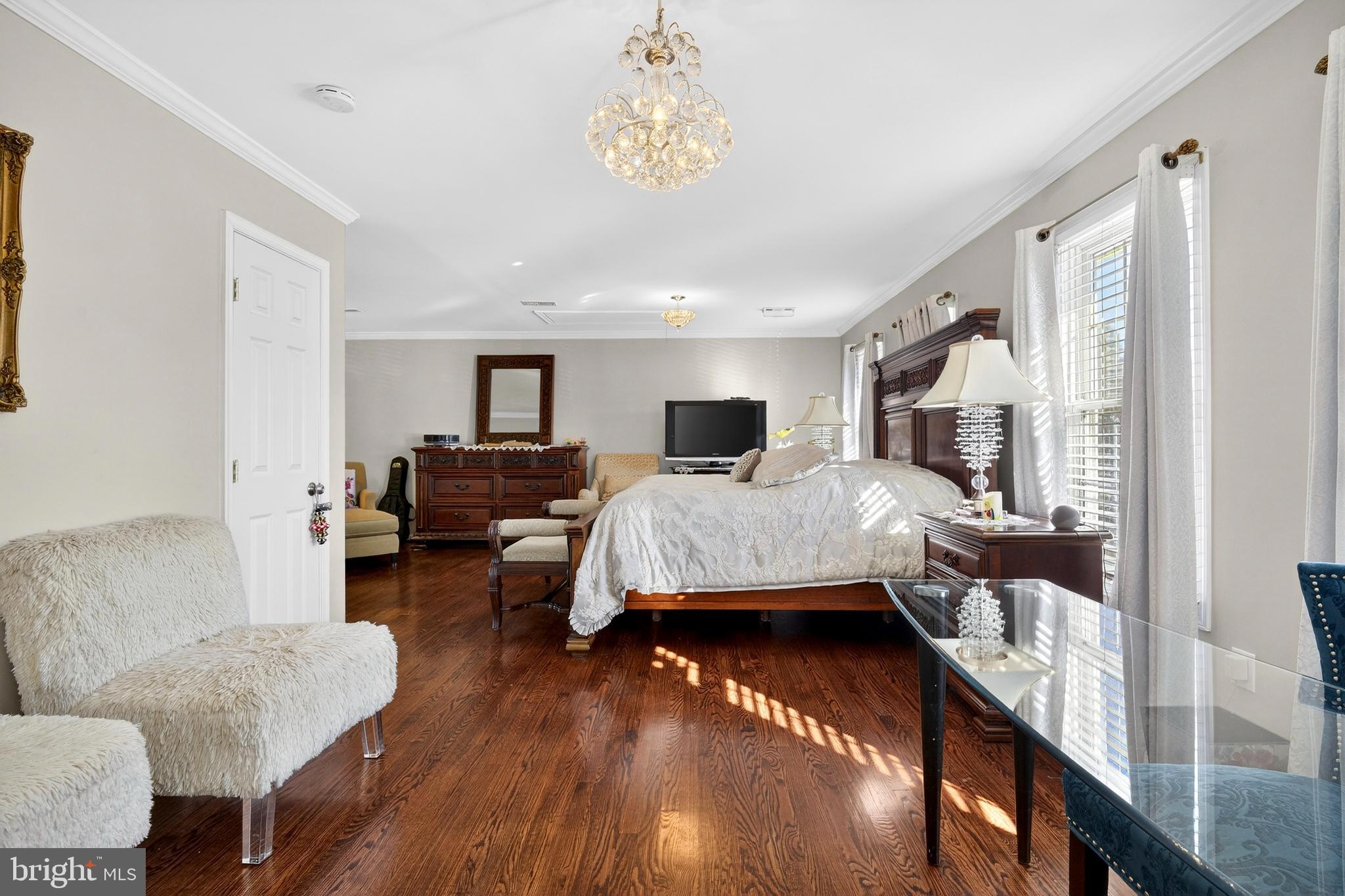 WHEATON OUT RES. (2) - Residential