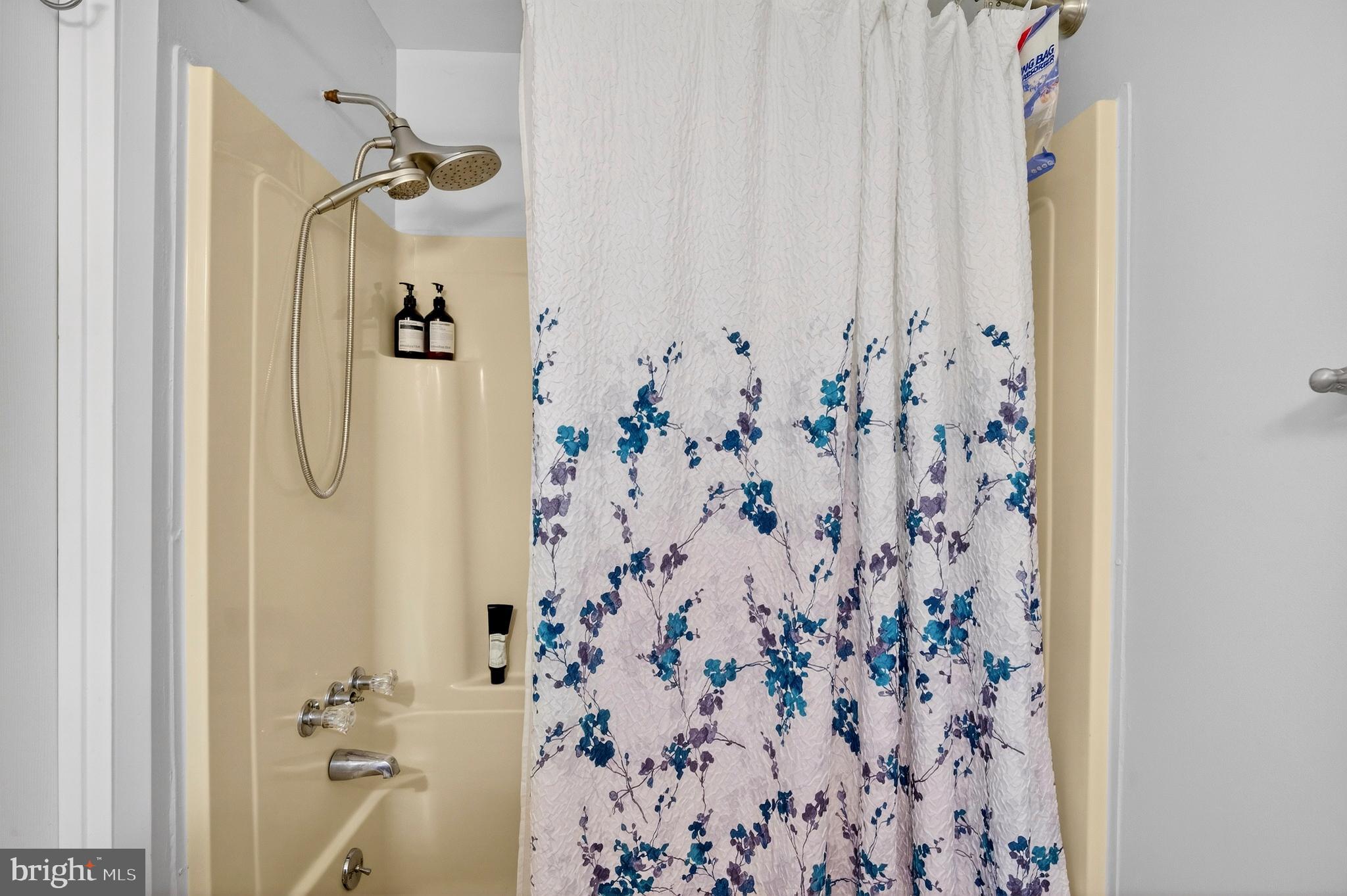 WHEATON OUT RES. (2) - Residential