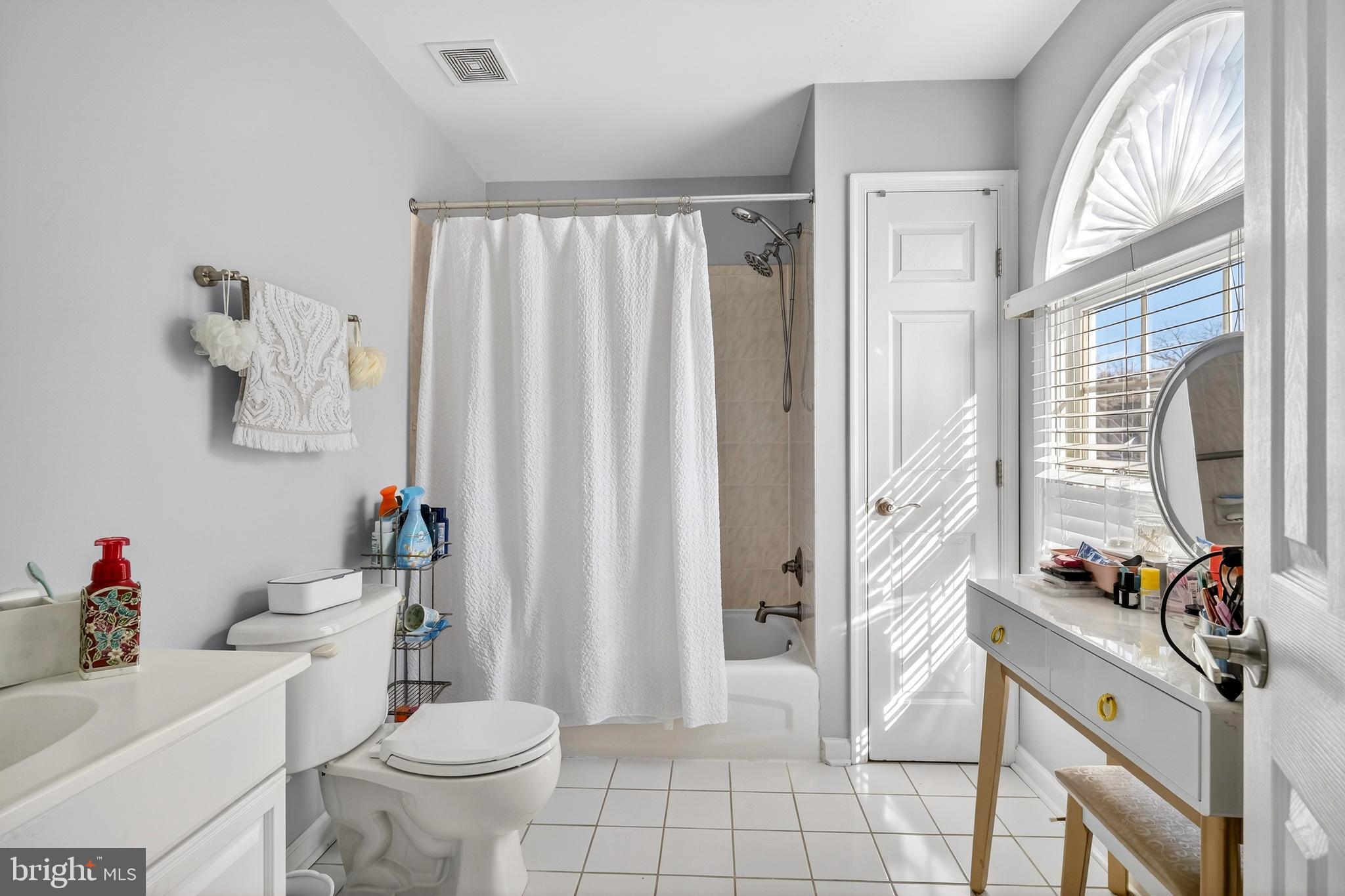 WHEATON OUT RES. (2) - Residential