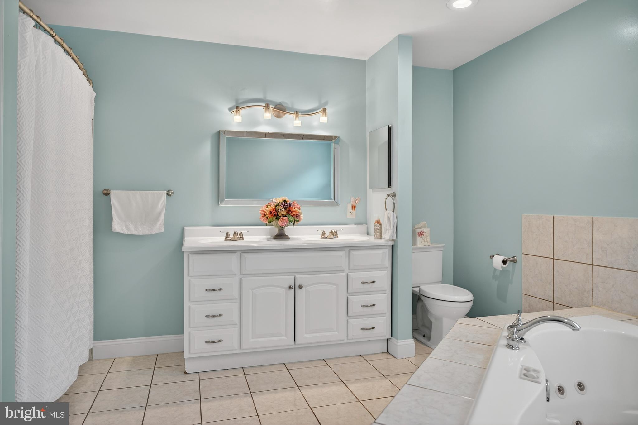 WHEATON OUT RES. (2) - Residential