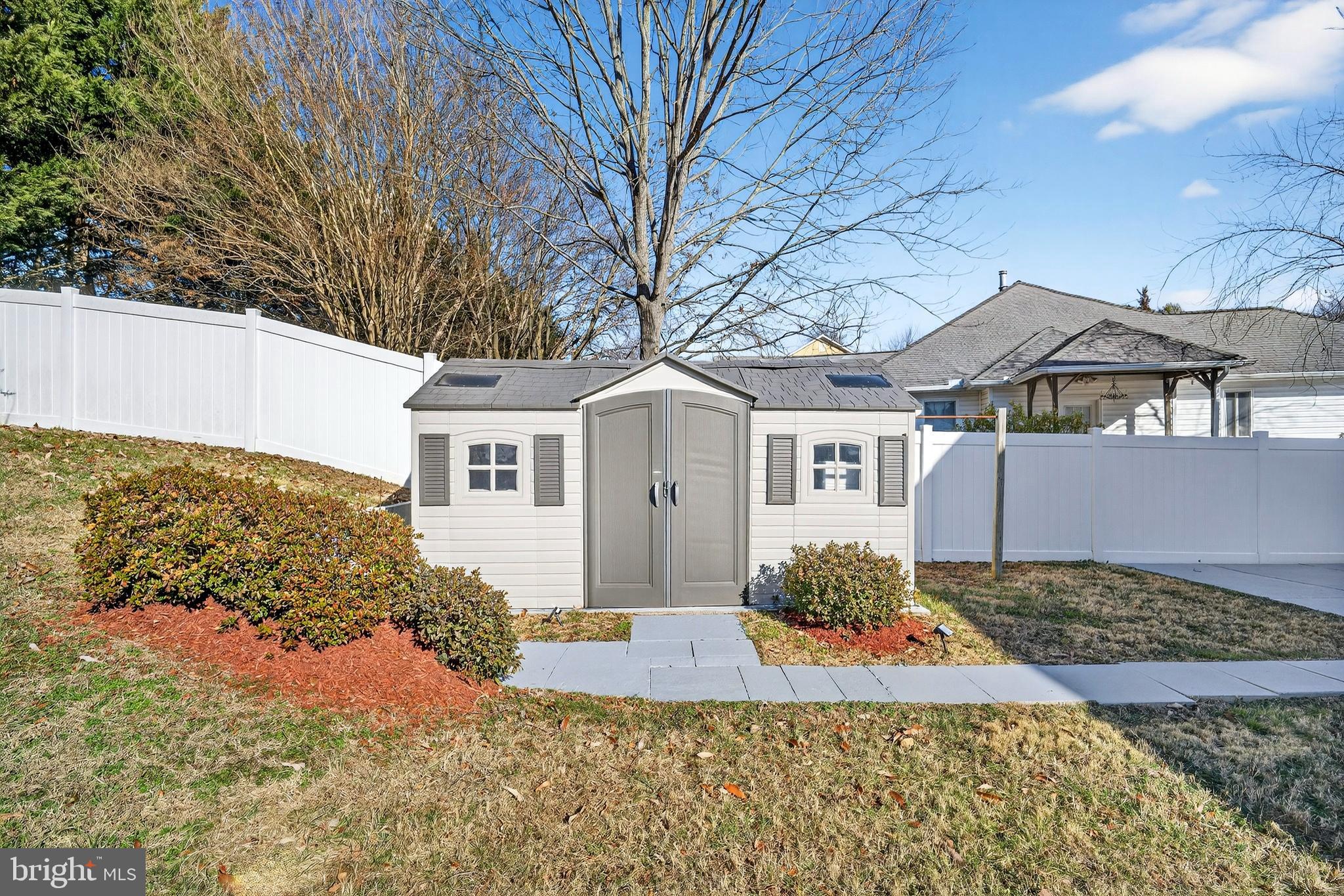 WHEATON OUT RES. (2) - Residential