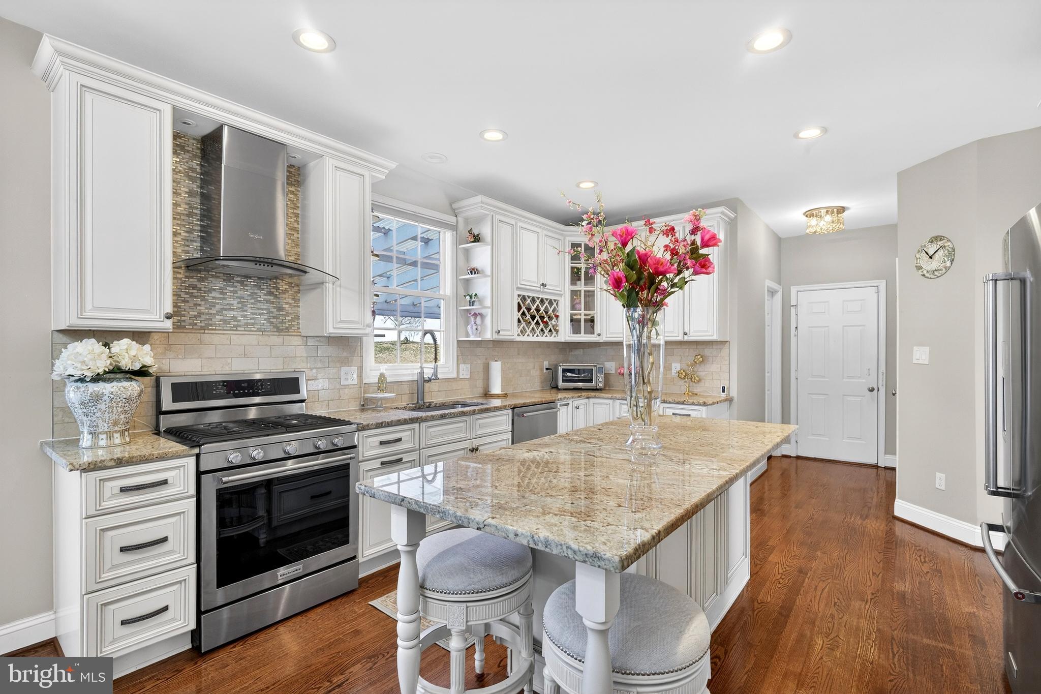 WHEATON OUT RES. (2) - Residential