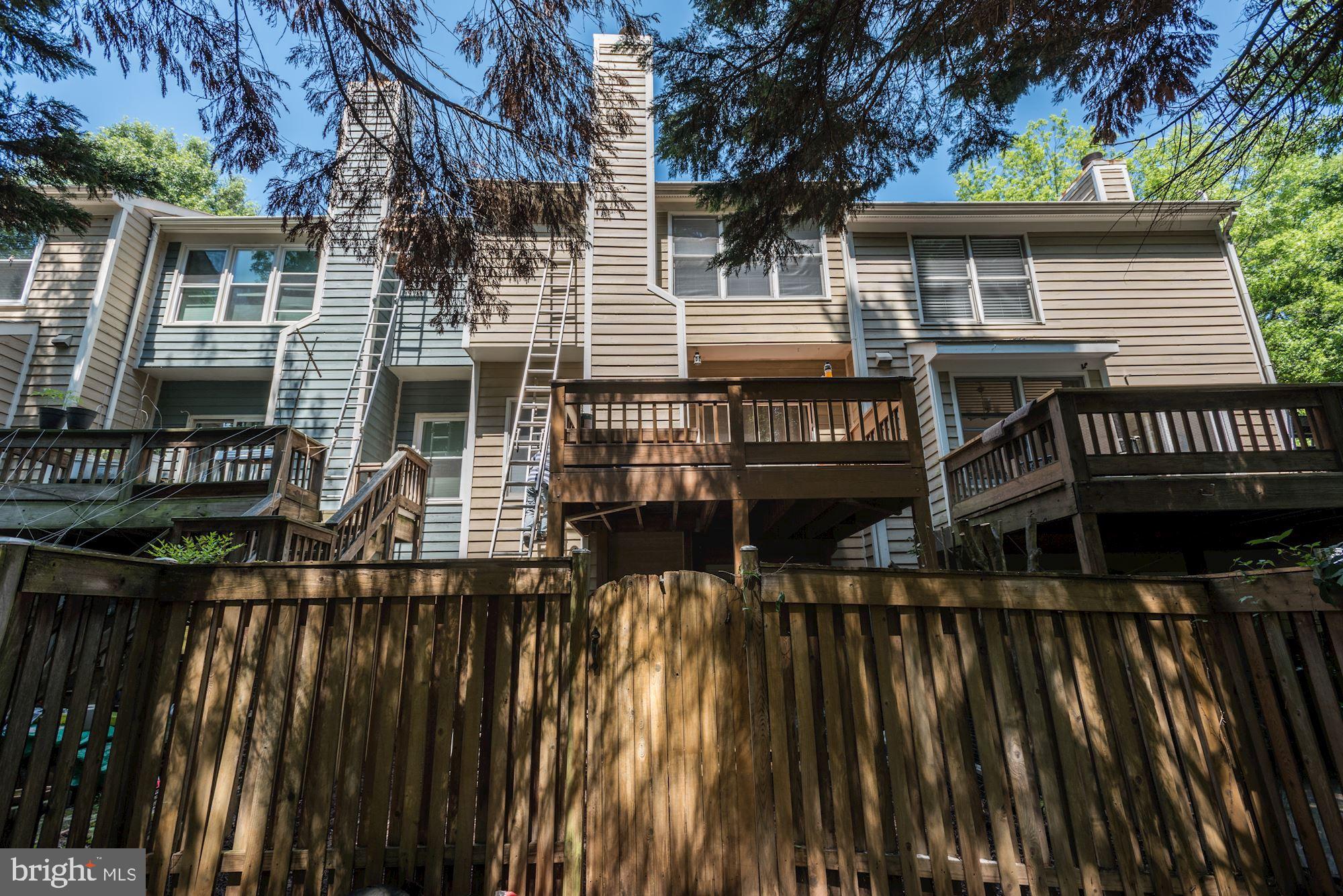 OAK SPRING - Residential Lease