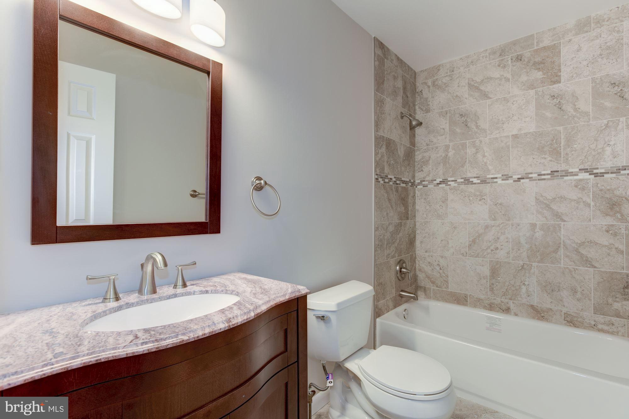 OAK SPRING - Residential Lease