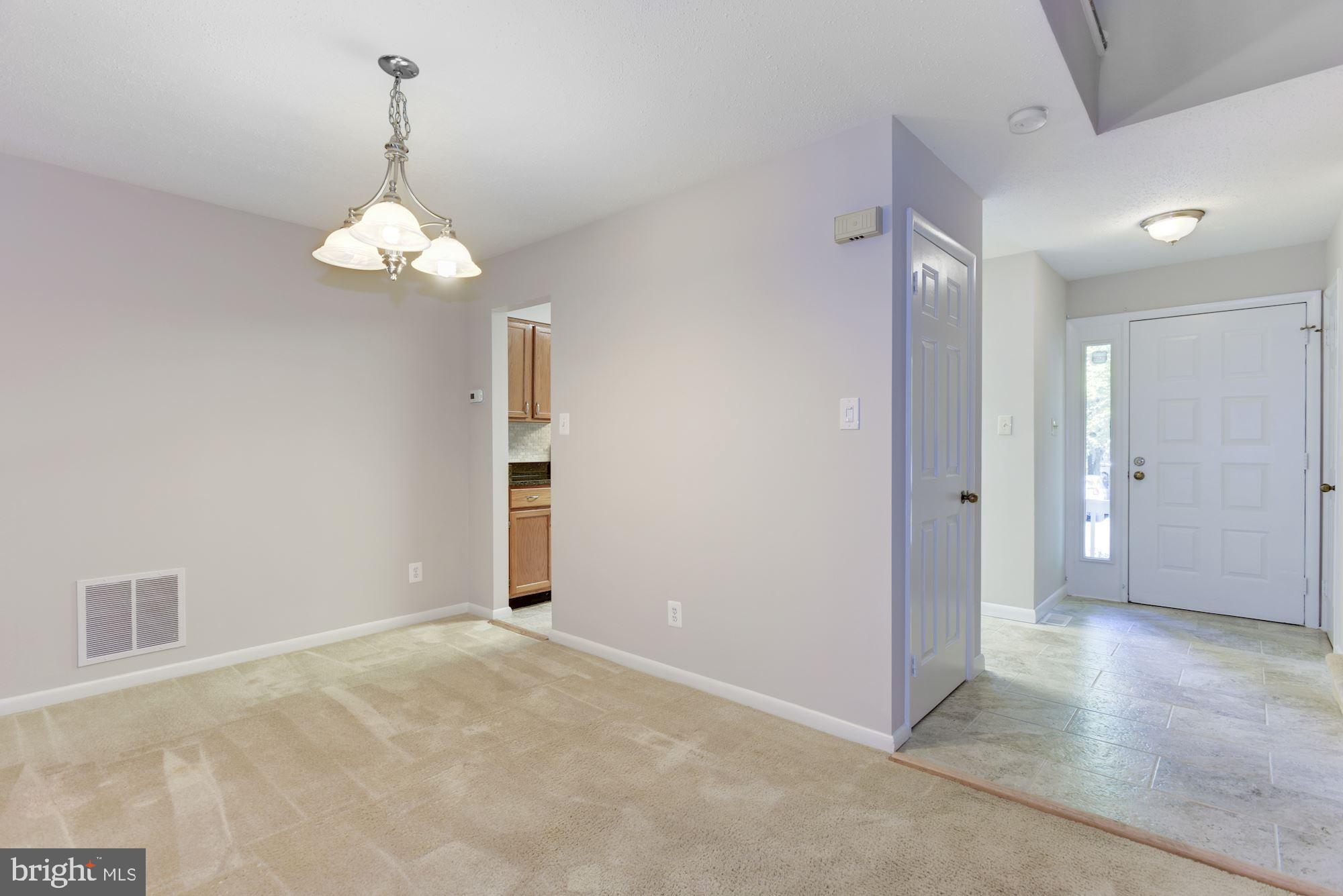 OAK SPRING - Residential Lease