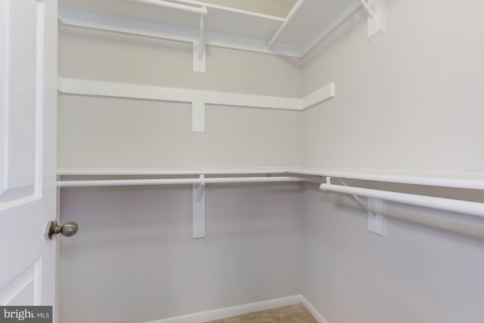 OAK SPRING - Residential Lease