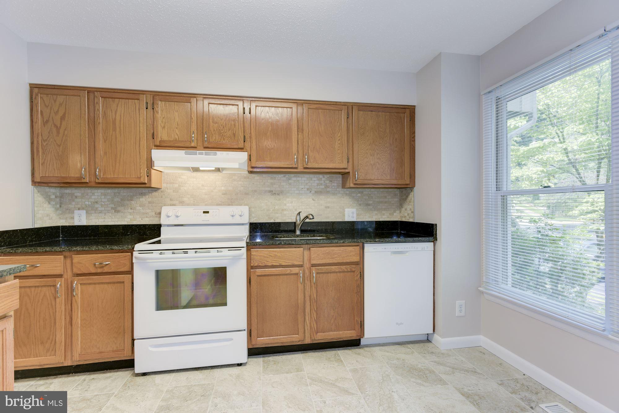 OAK SPRING - Residential Lease