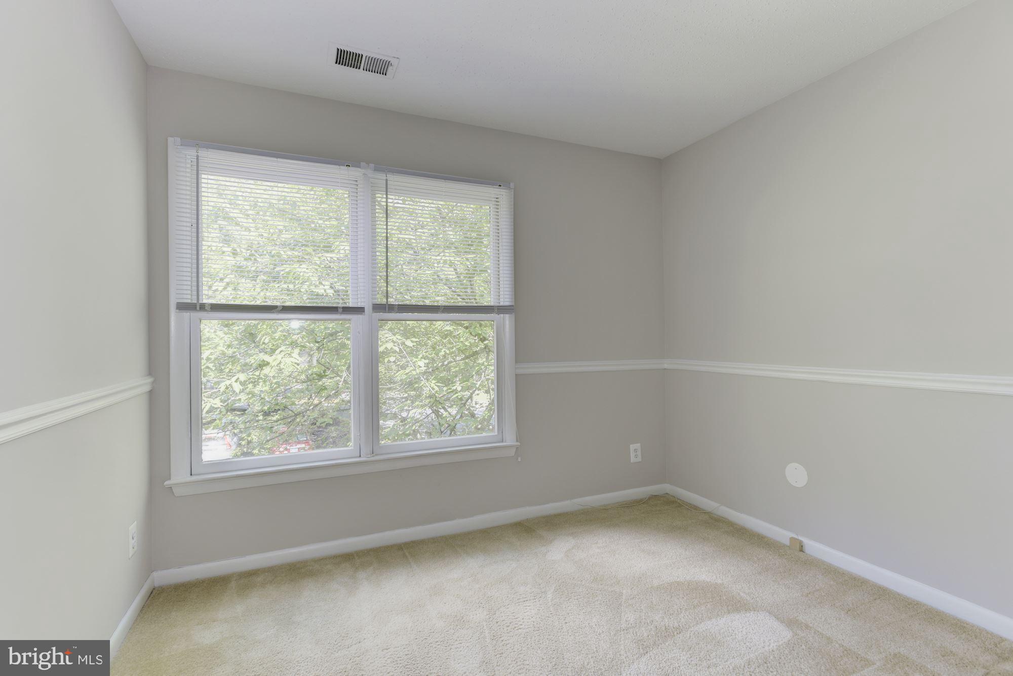 OAK SPRING - Residential Lease