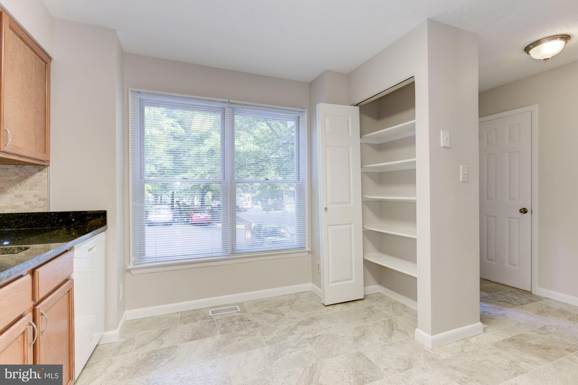 OAK SPRING - Residential Lease