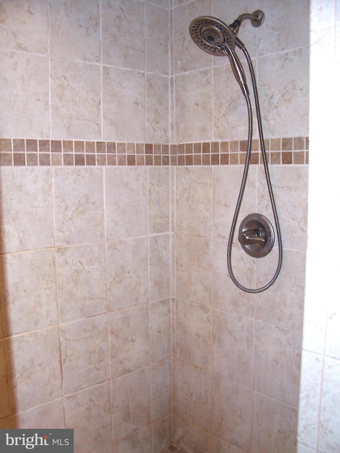 ST CHARLES SUB - CARRINGTON - Residential Lease