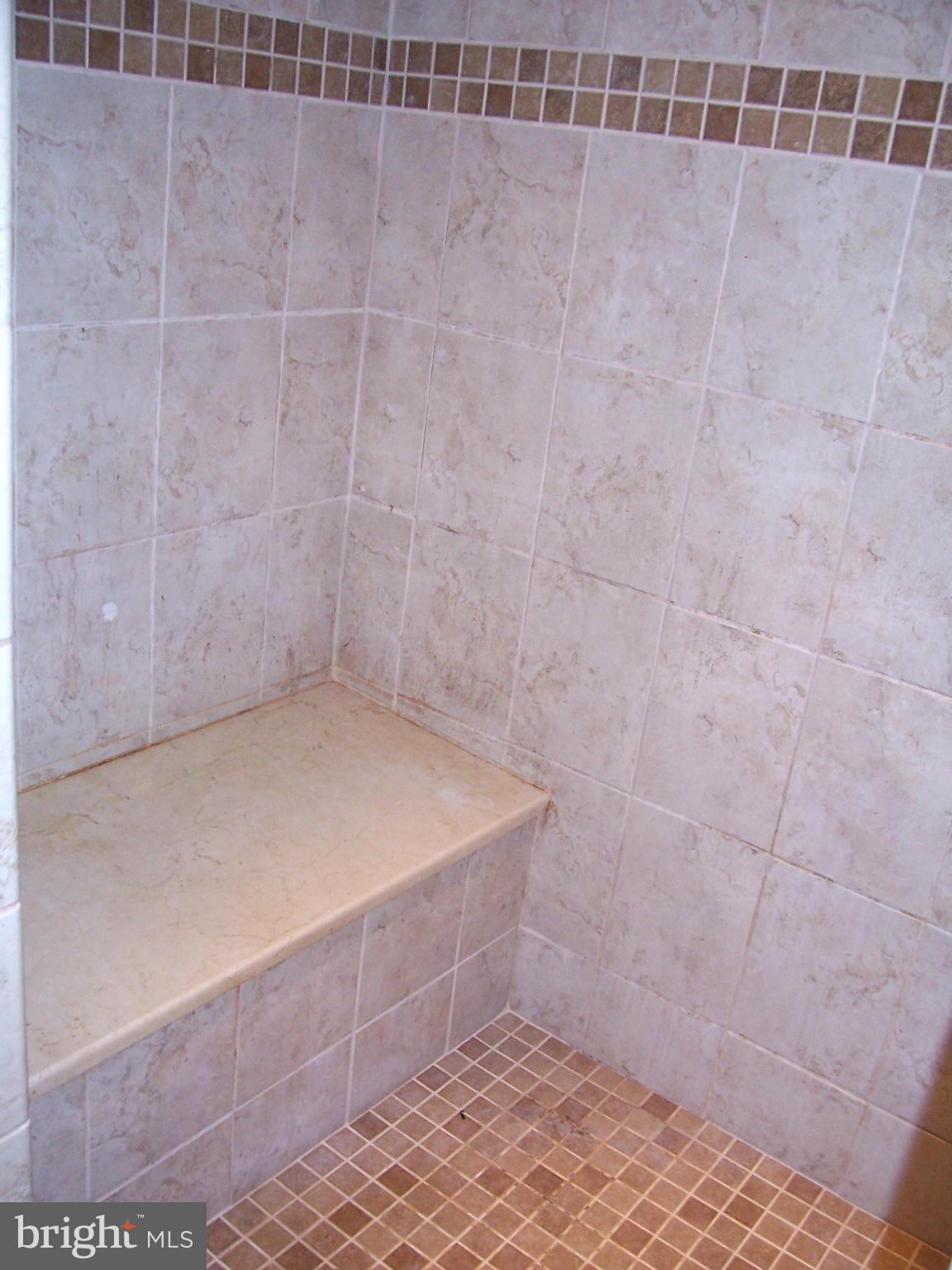 ST CHARLES SUB - CARRINGTON - Residential Lease