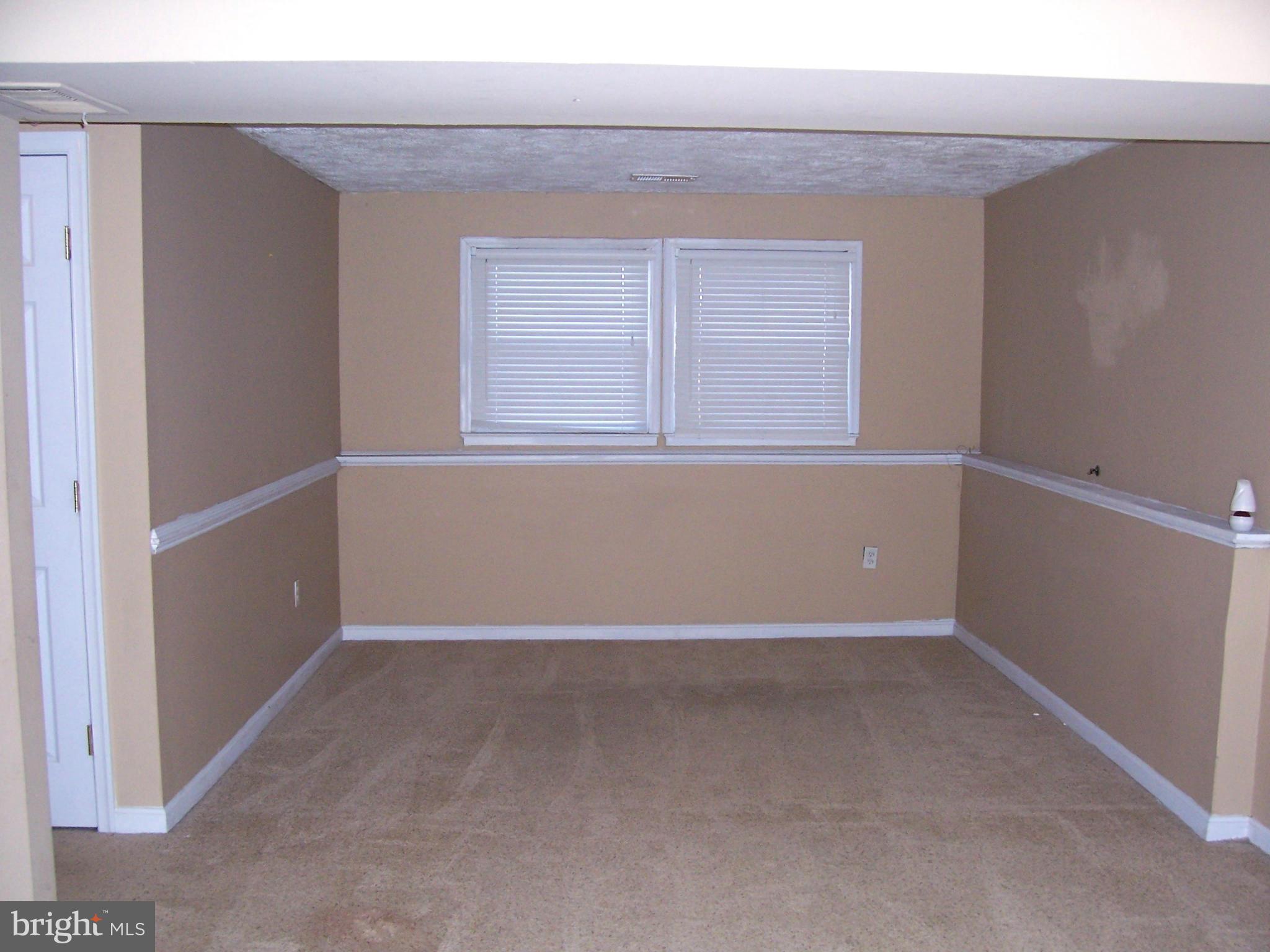 ST CHARLES SUB - CARRINGTON - Residential Lease