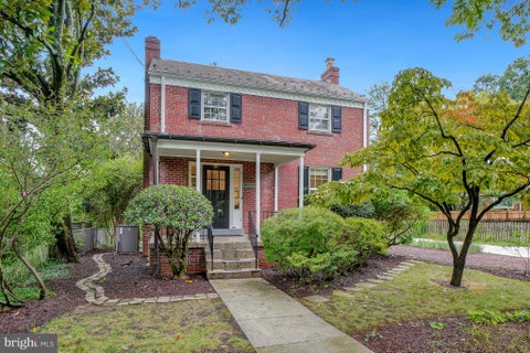Photo of 4526 NW 44th Street NW, WASHINGTON, DC 20016 (MLS # DCDC2284616)