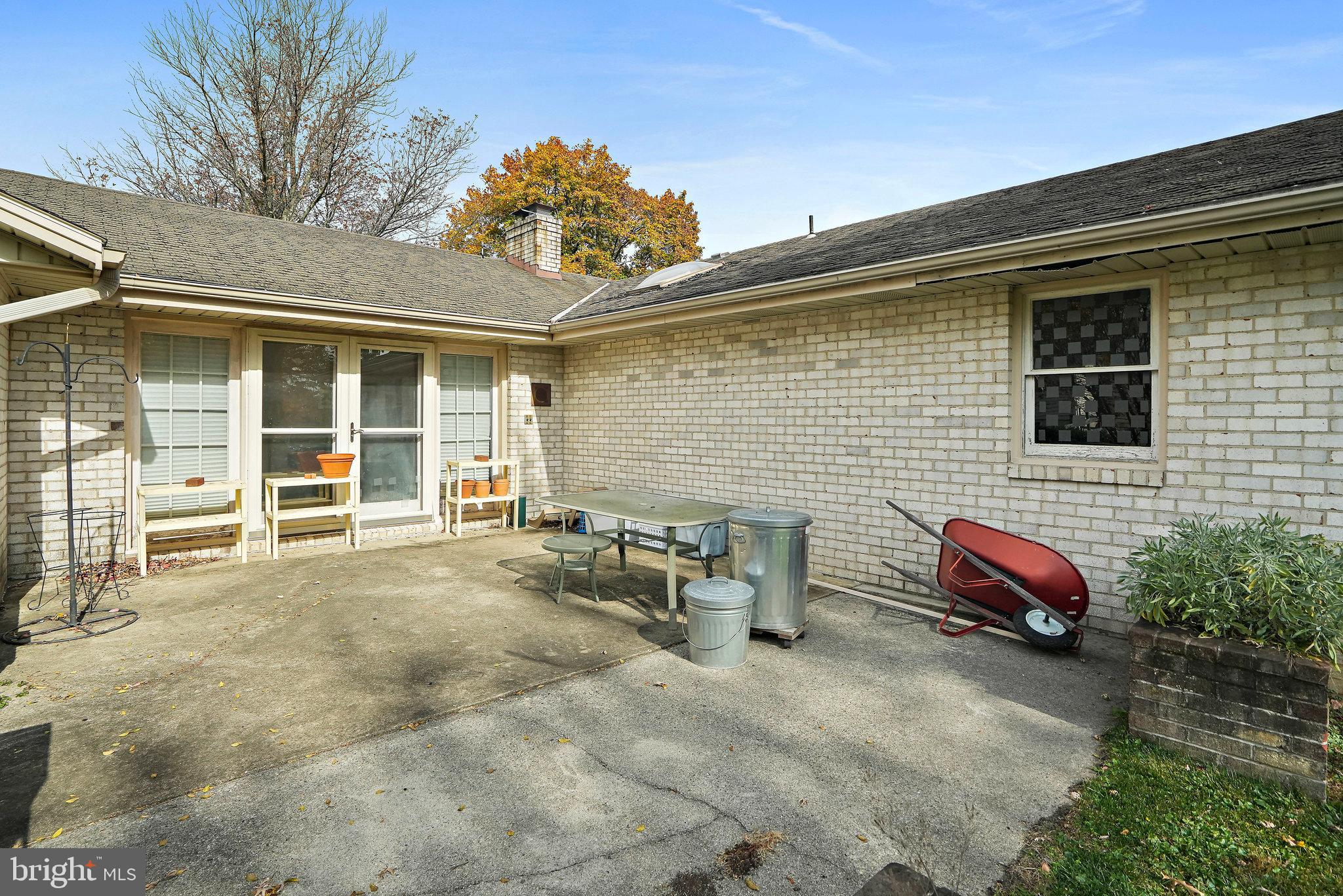 MT RADNOR HEIGHTS - Residential