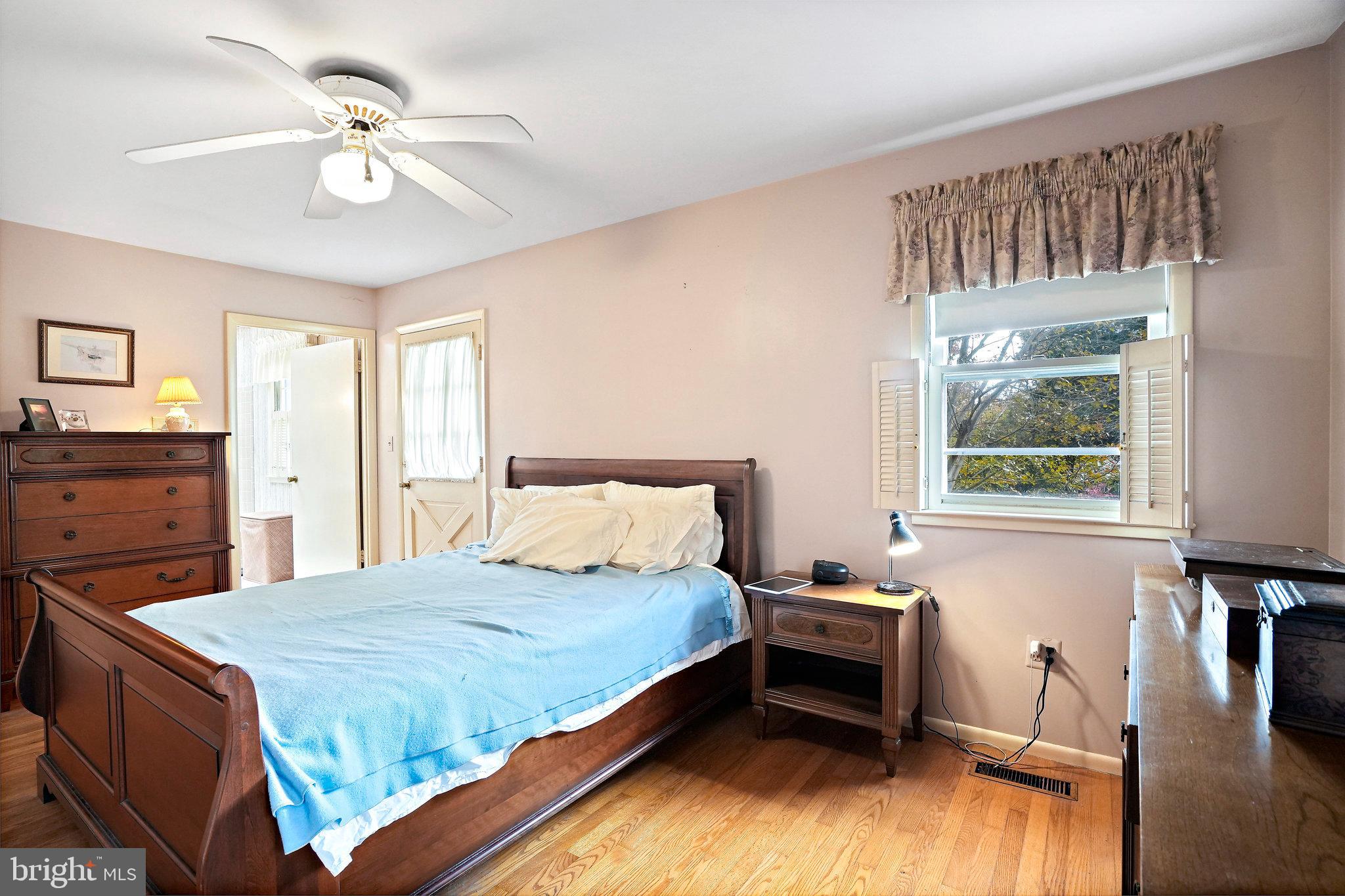 MT RADNOR HEIGHTS - Residential