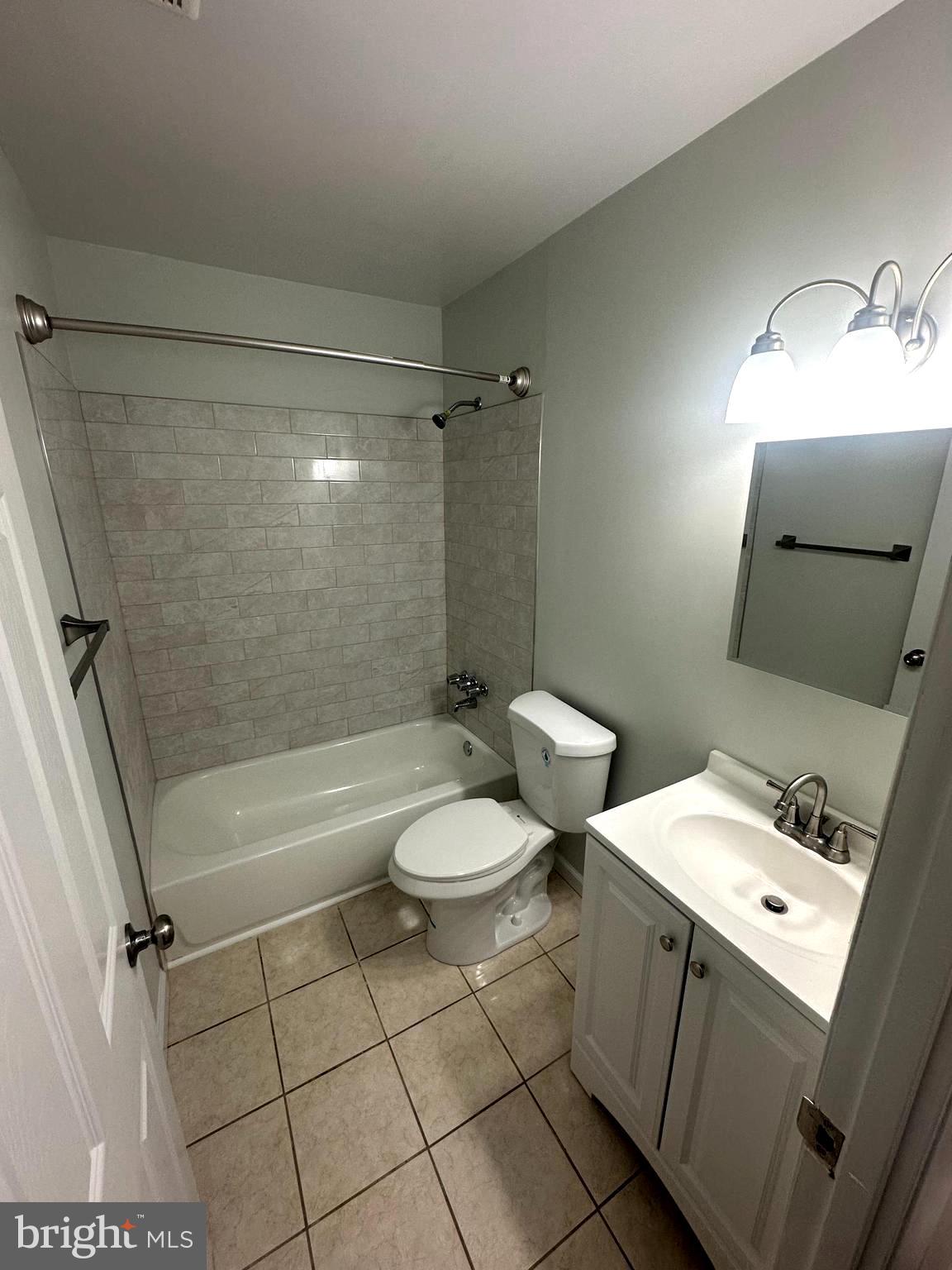 PROPHECY - Residential Lease