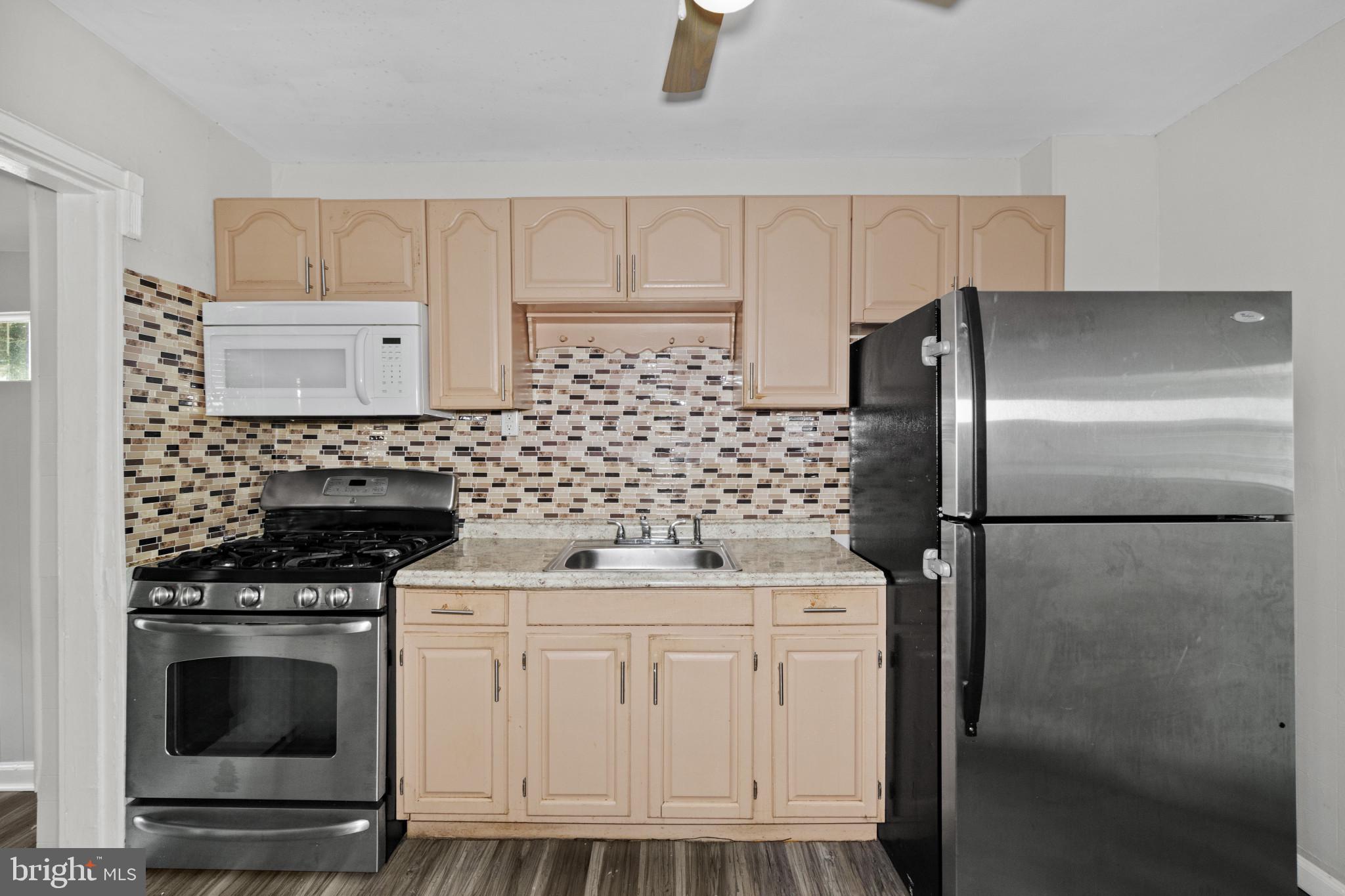 MIDTOWN EDMONDSON - Residential