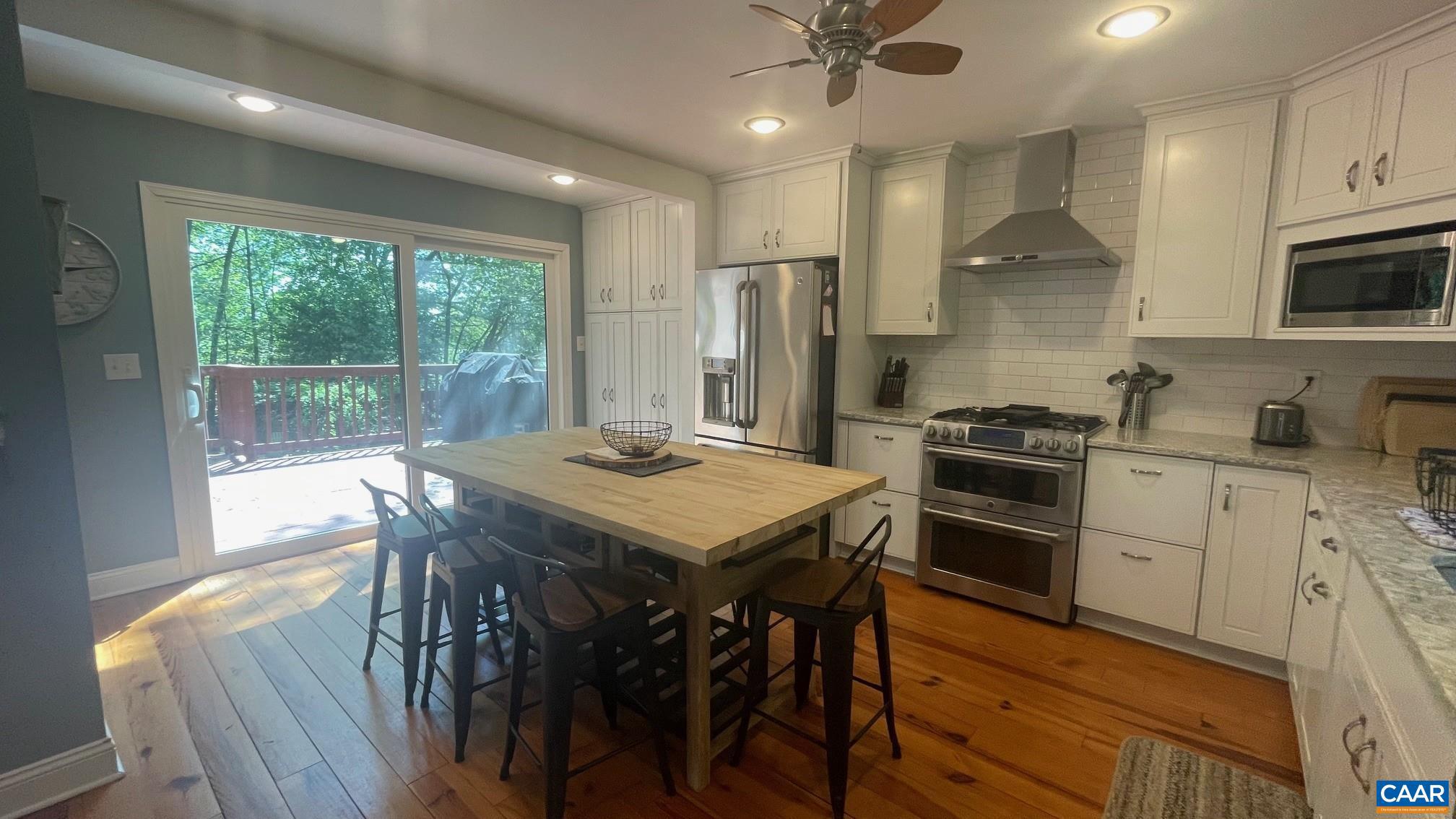 WINDWOOD COVES - Residential