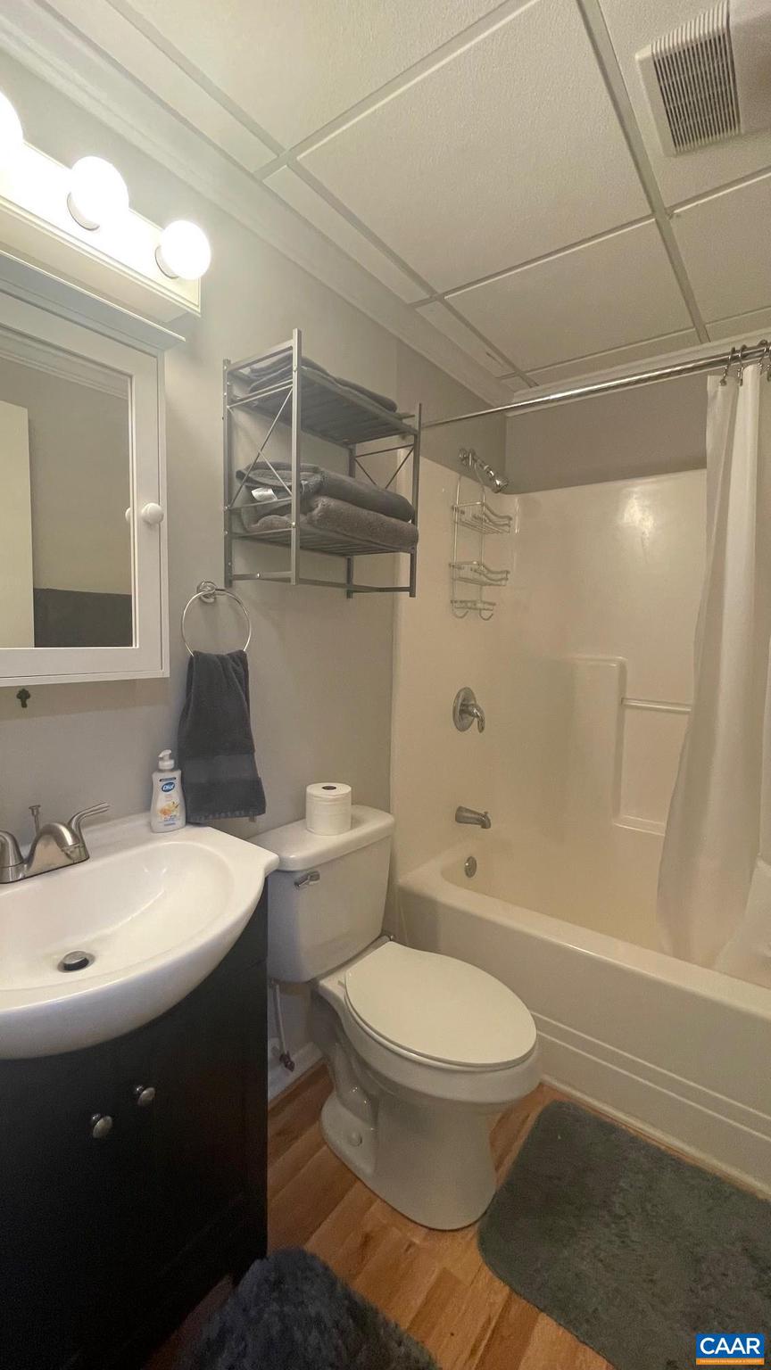 WINDWOOD COVES - Residential