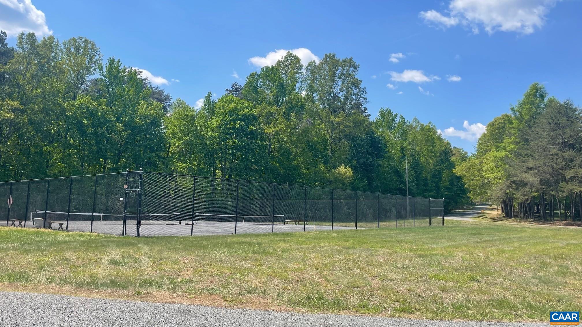 WINDWOOD COVES - Residential