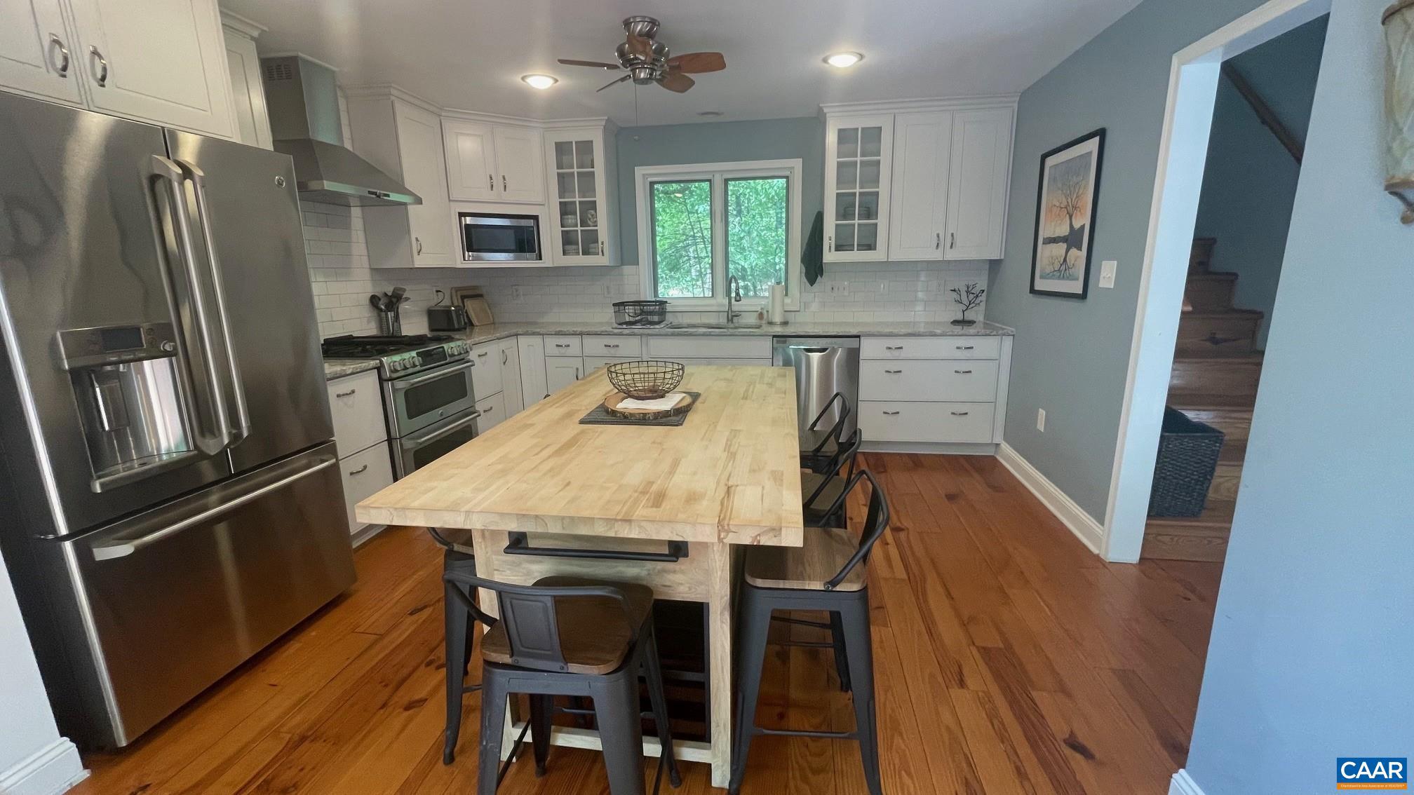 WINDWOOD COVES - Residential