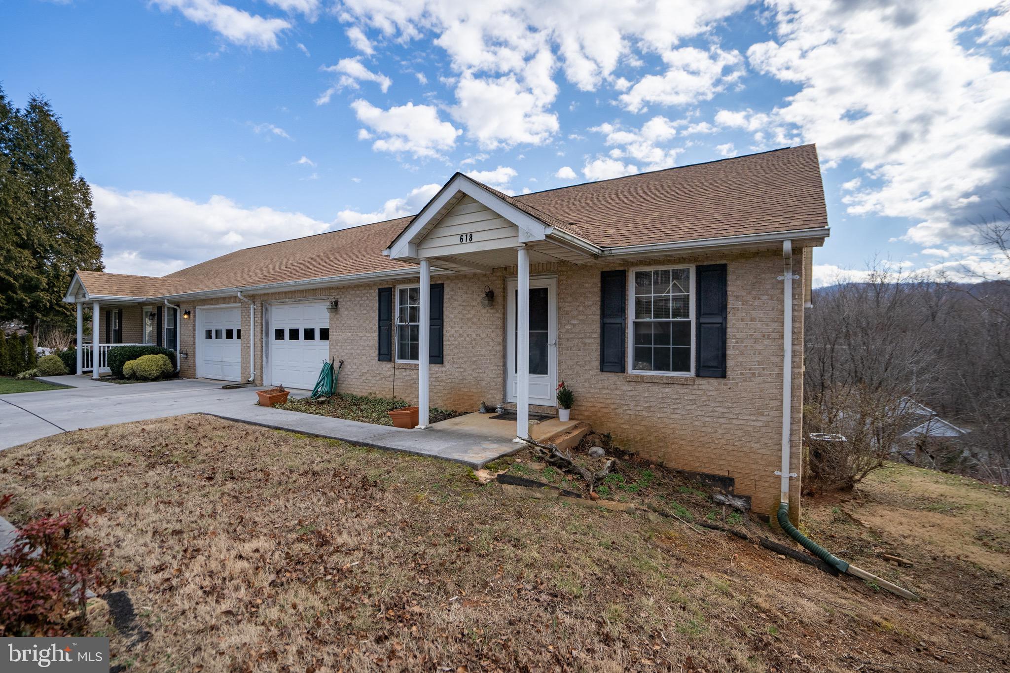 AY VIEW ESTATES - Residential