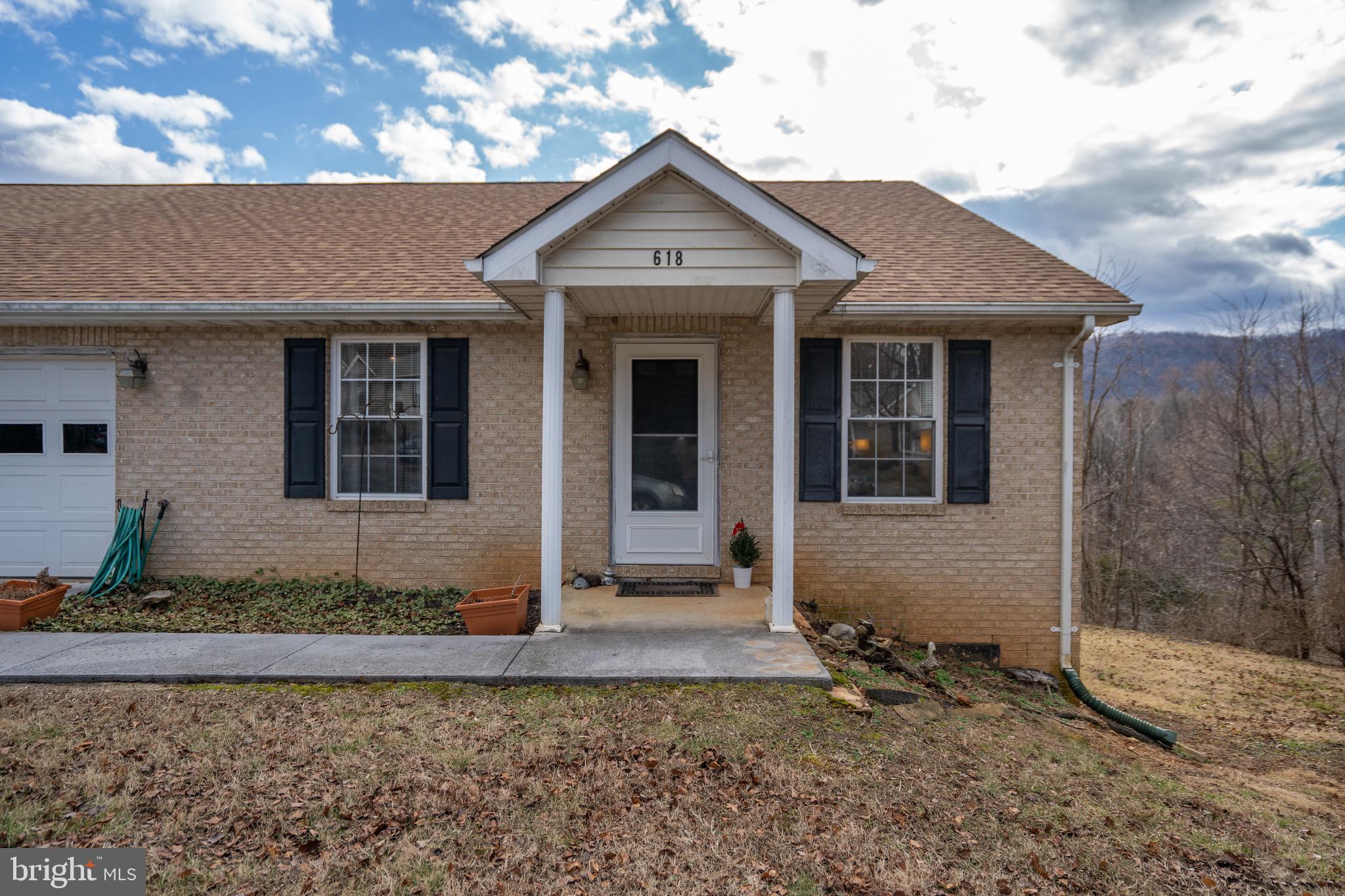 AY VIEW ESTATES - Residential