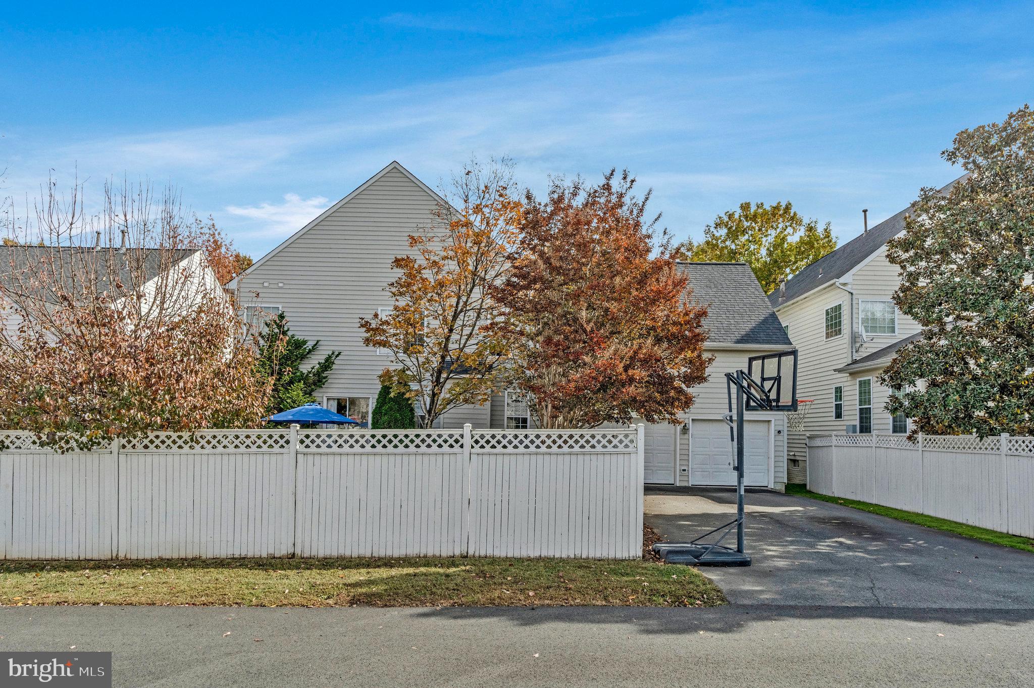 BELMONT GREENE - Residential