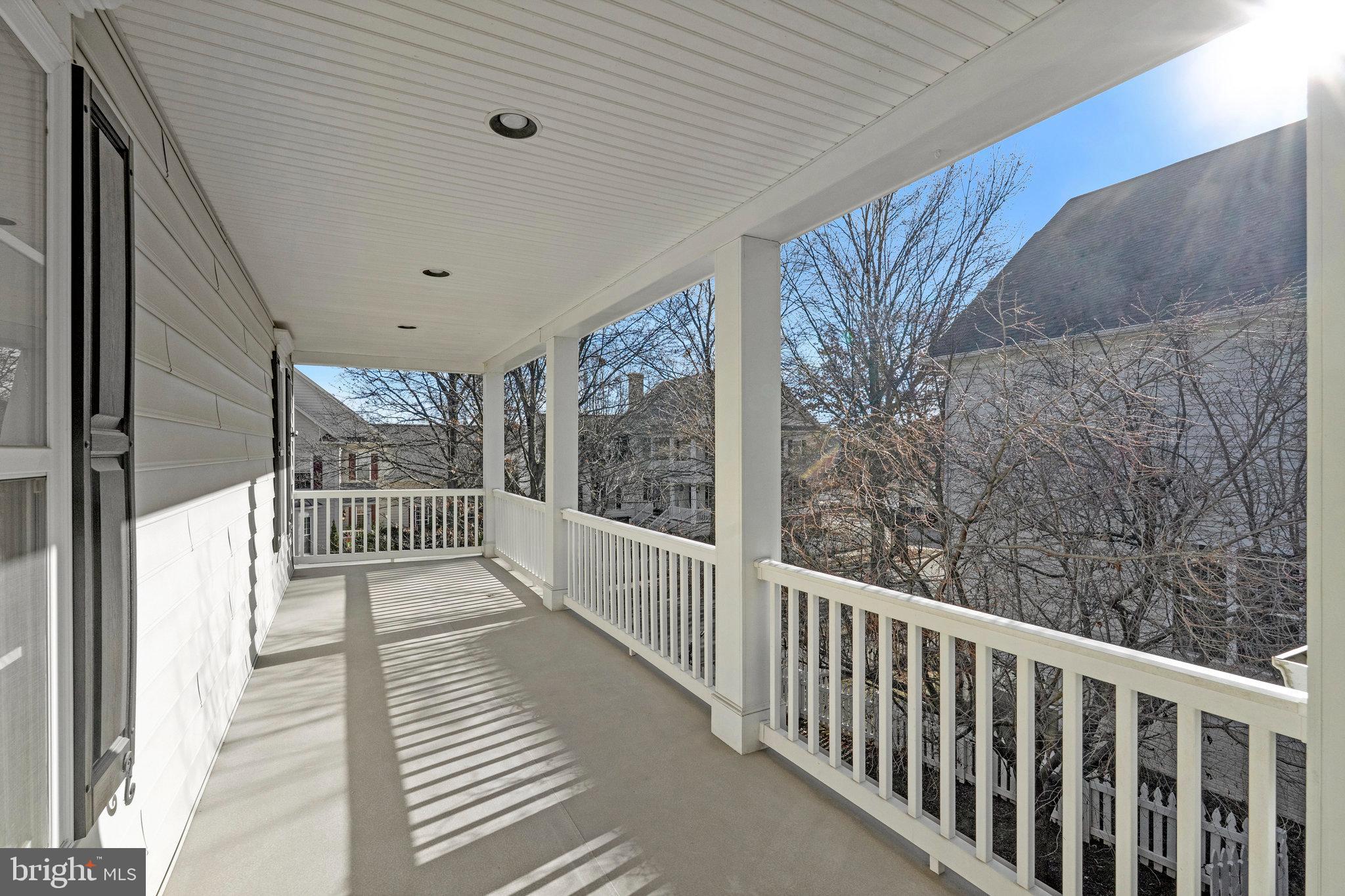 BELMONT GREENE - Residential